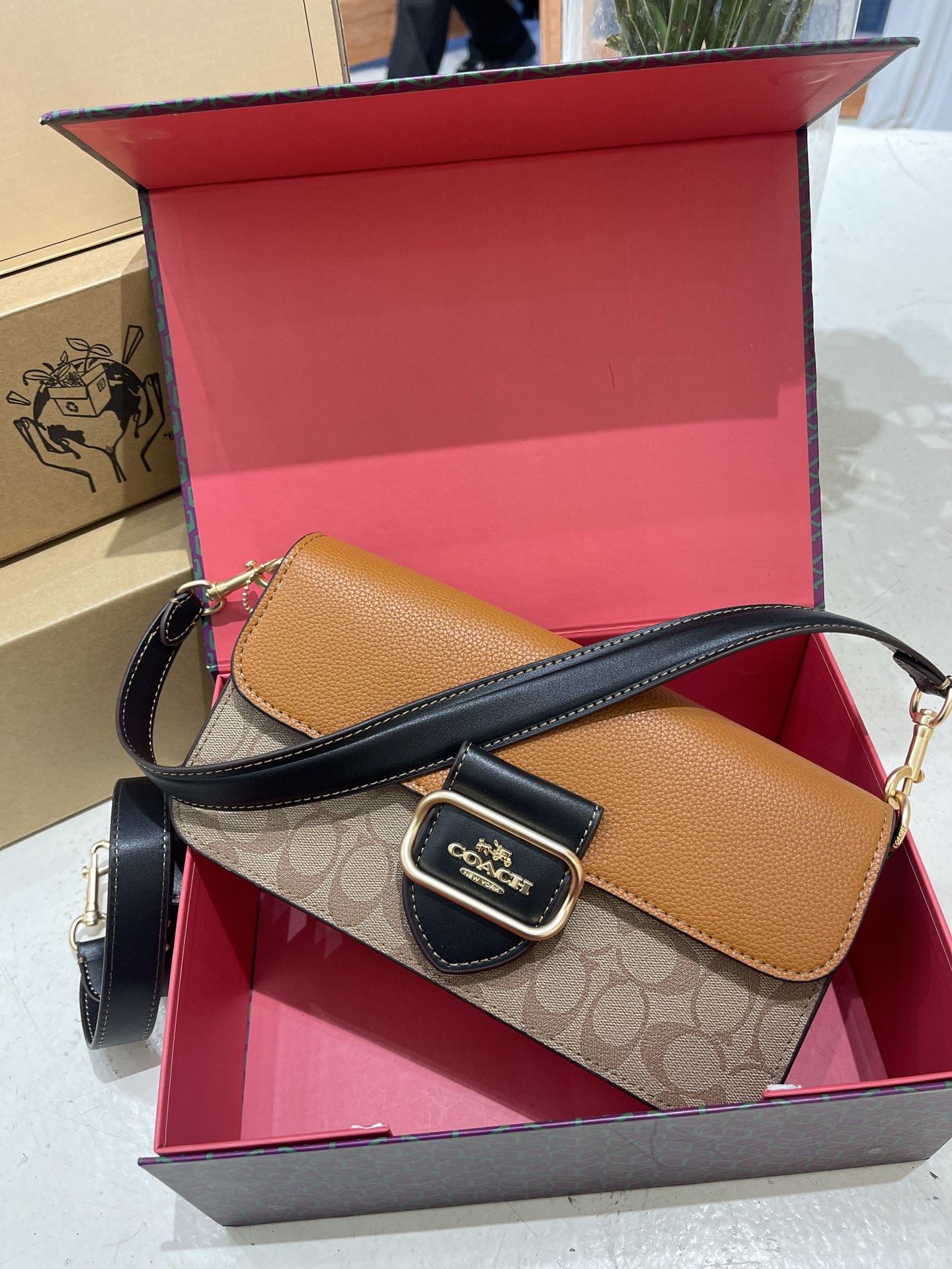 $28.99-Coach-X5433 gallery
