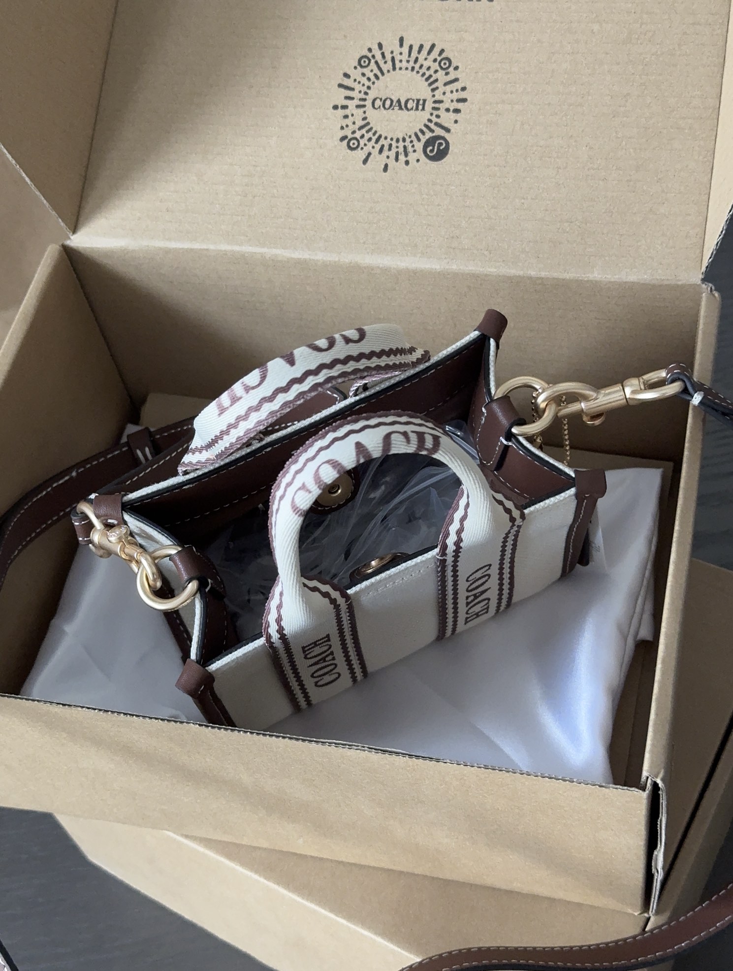 $28.99-Coach-X5466 gallery