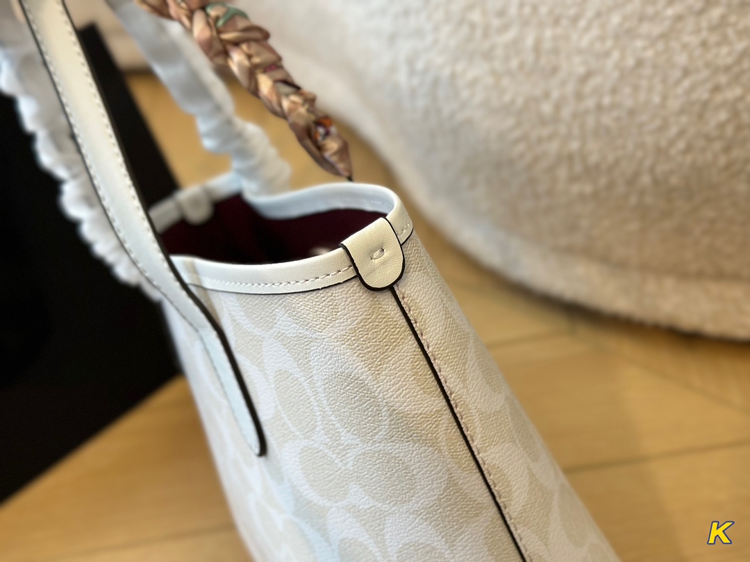 $28.99-Coach-X5473 gallery