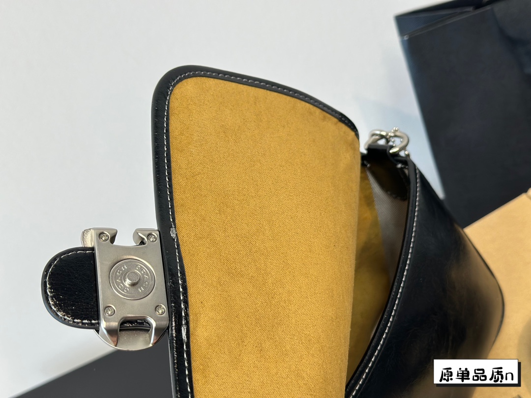 $28.99-Coach-X5485 gallery