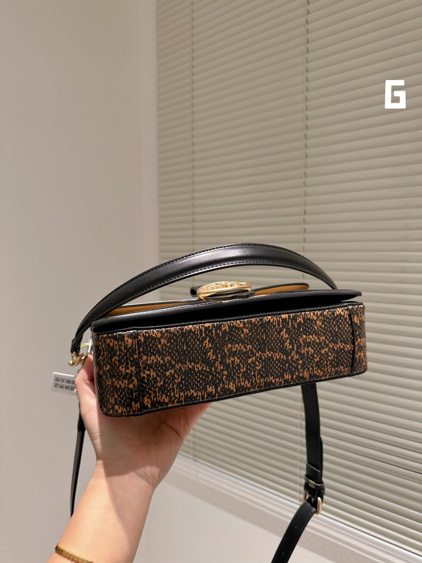 $28.99-Coach-X5497 gallery