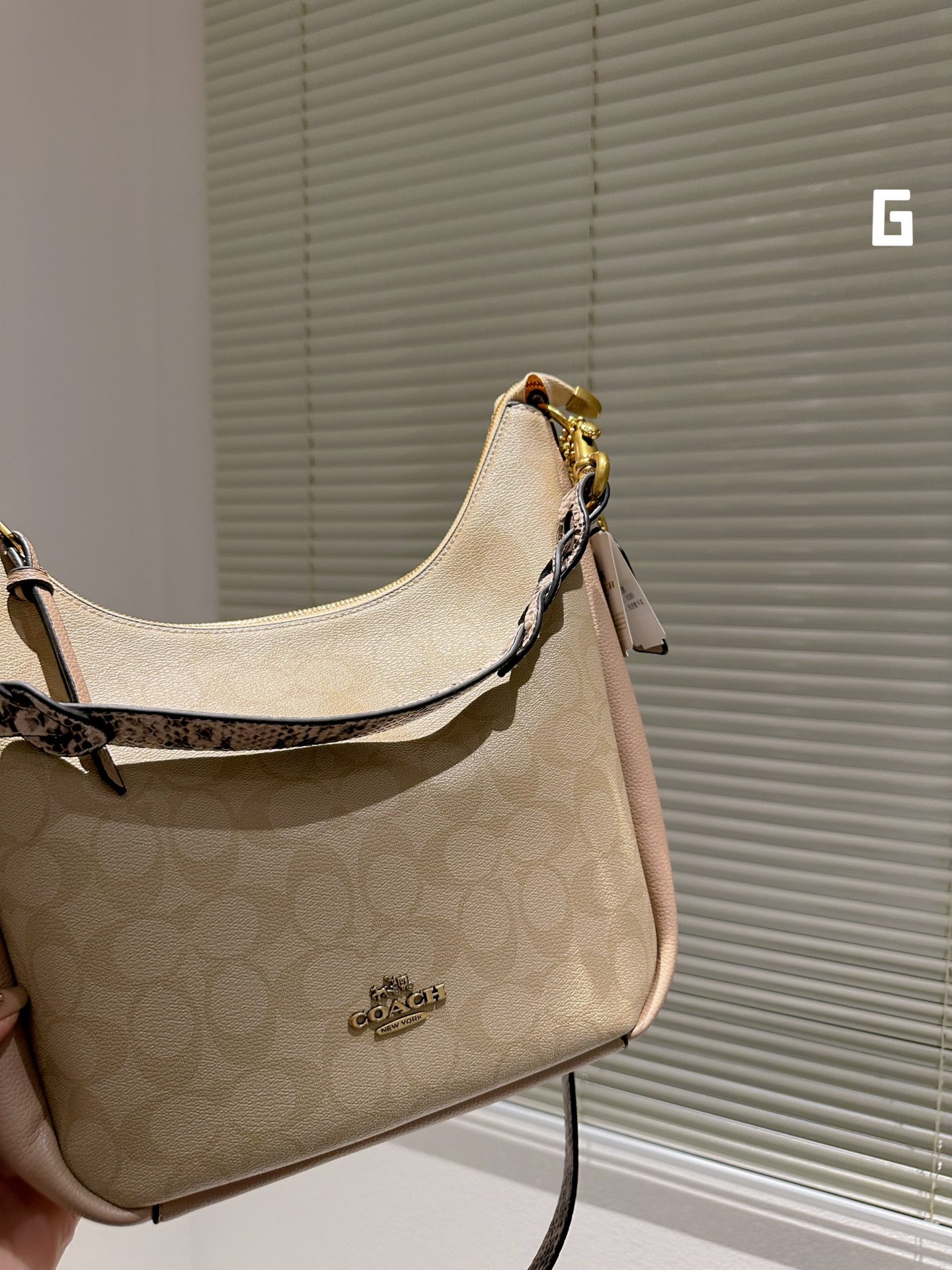 $28.99-Coach-X5499 gallery