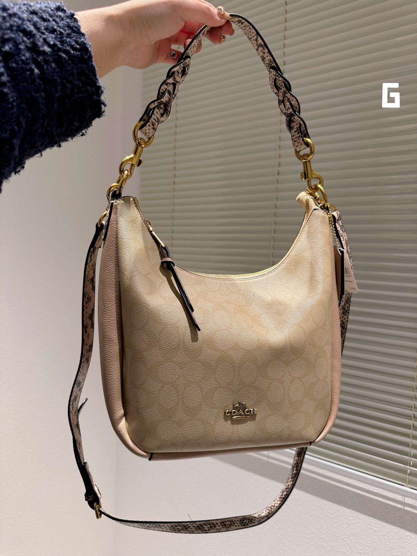 $28.99-Coach-X5499 gallery