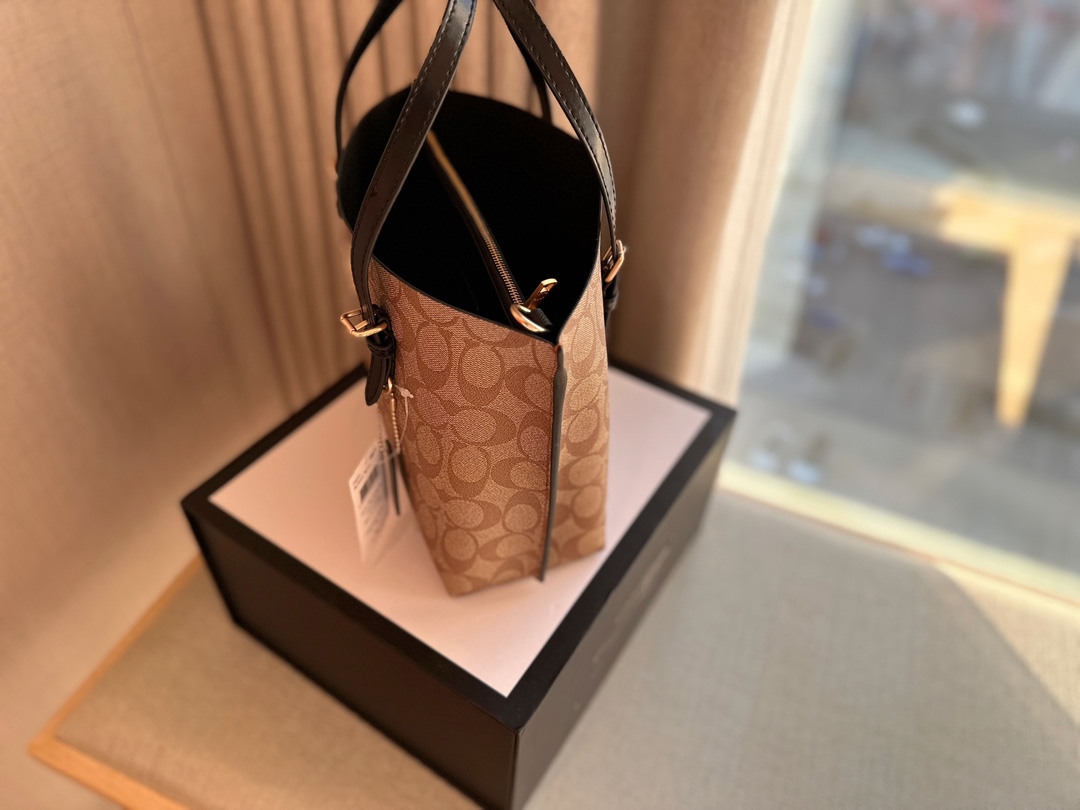 $28.99-Coach-X5513 gallery