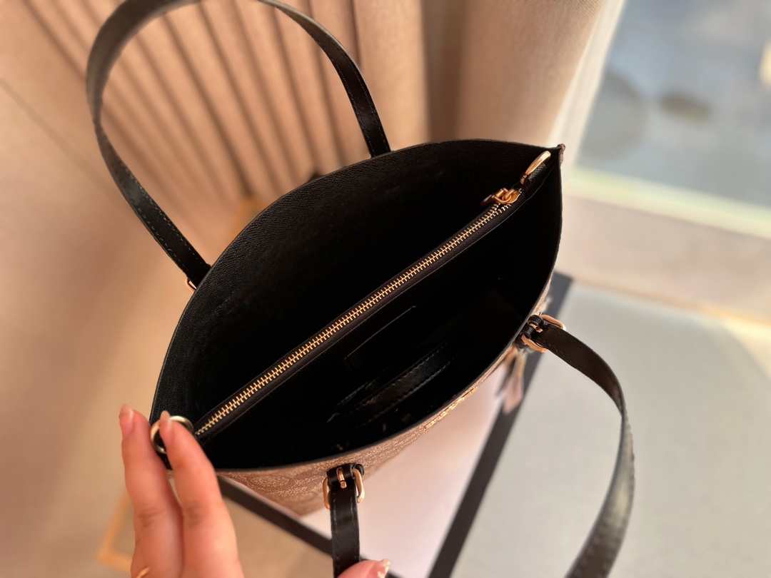 $28.99-Coach-X5513 gallery