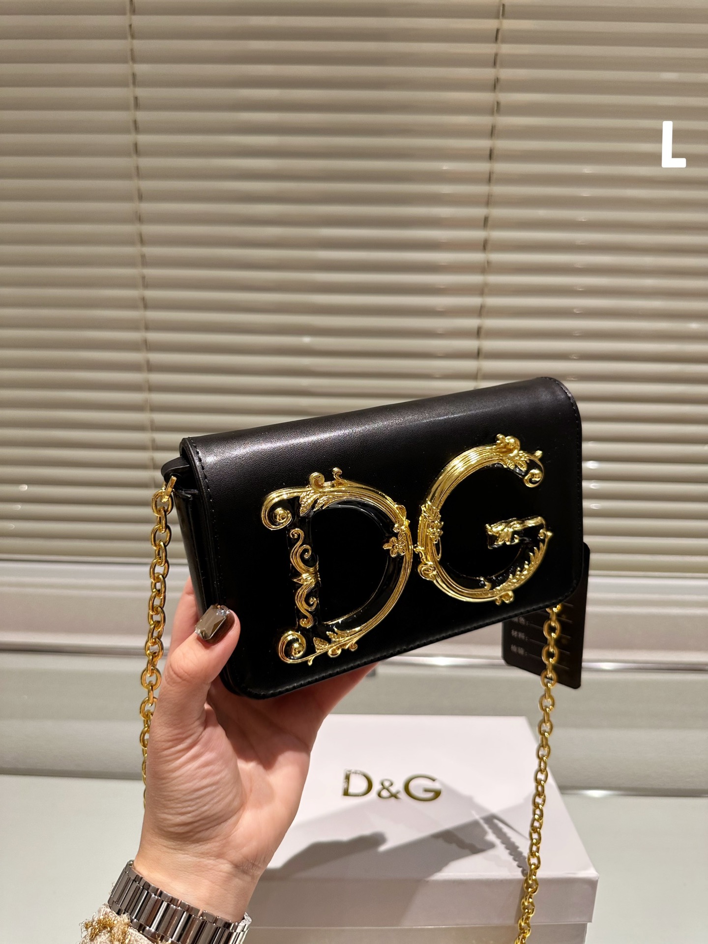 $28.99-D&G X5343 gallery