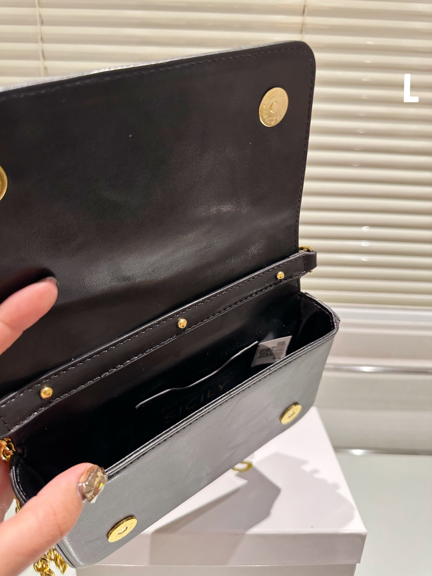 $28.99-D&G X5343 gallery