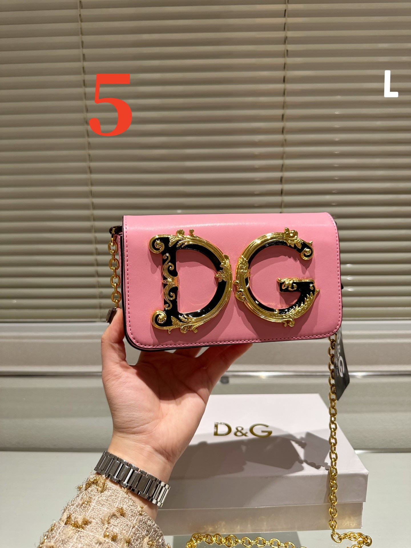 $28.99-D&G X5343 gallery