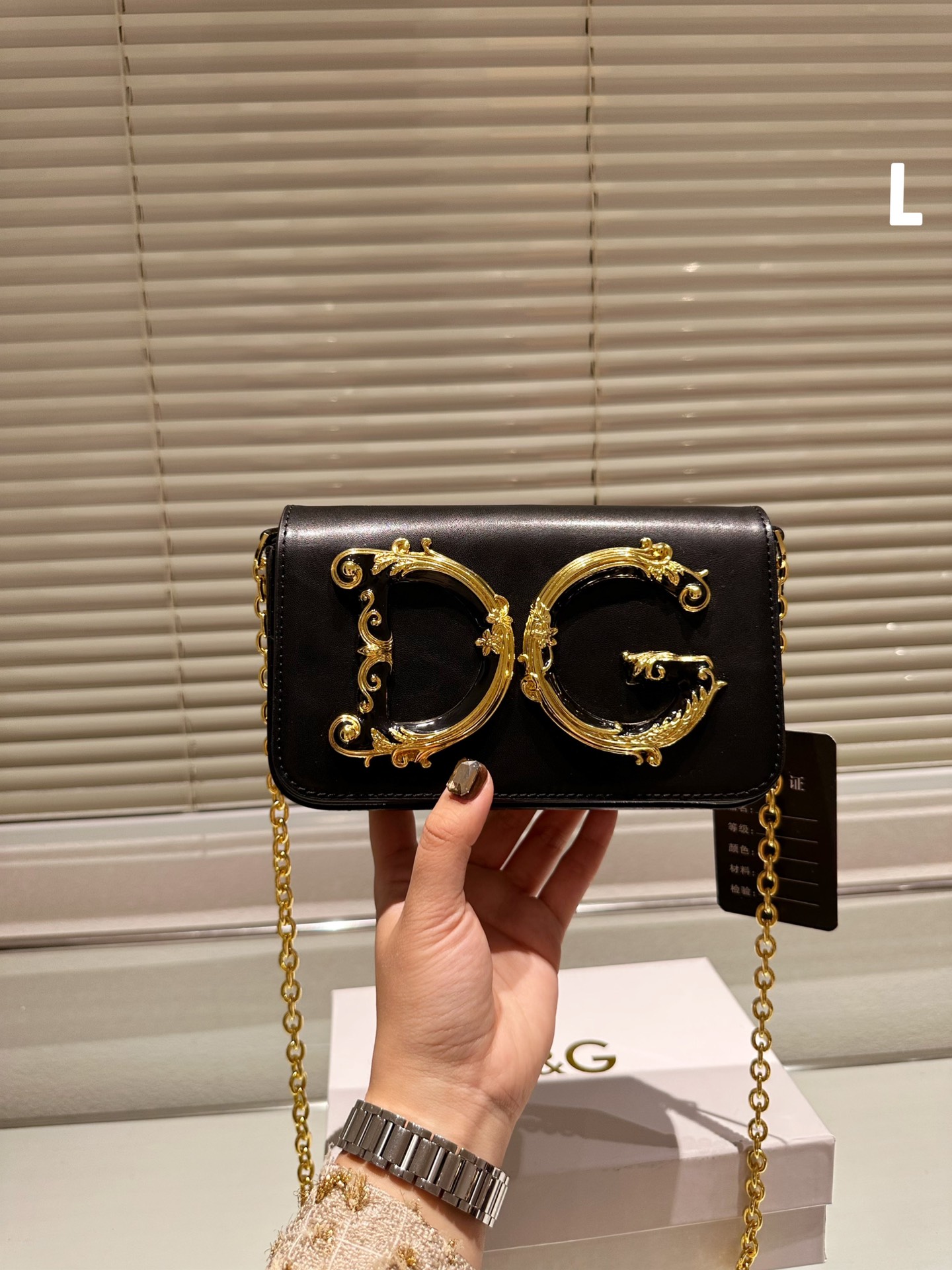 $28.99-D&G X5343 gallery