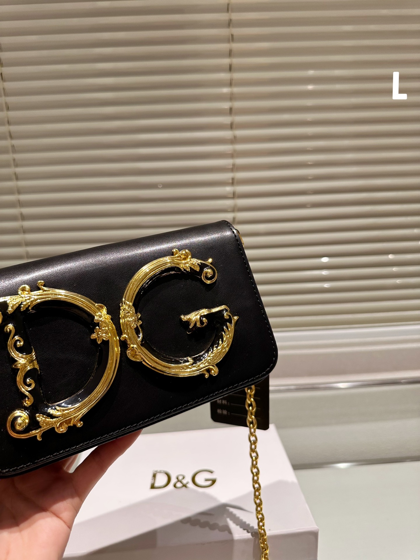 $28.99-D&G X5343 gallery