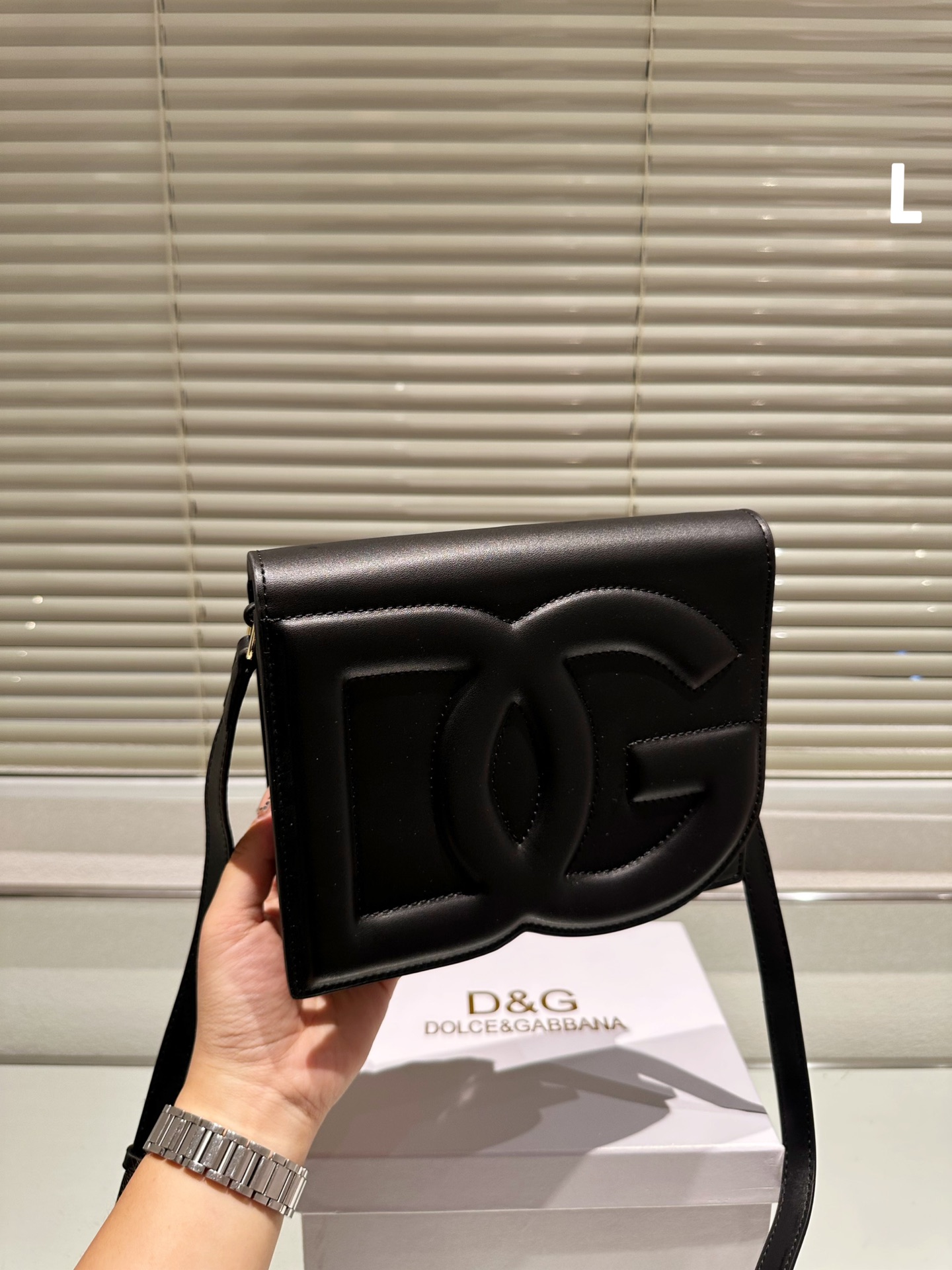 $28.99-D&G-X5474 gallery