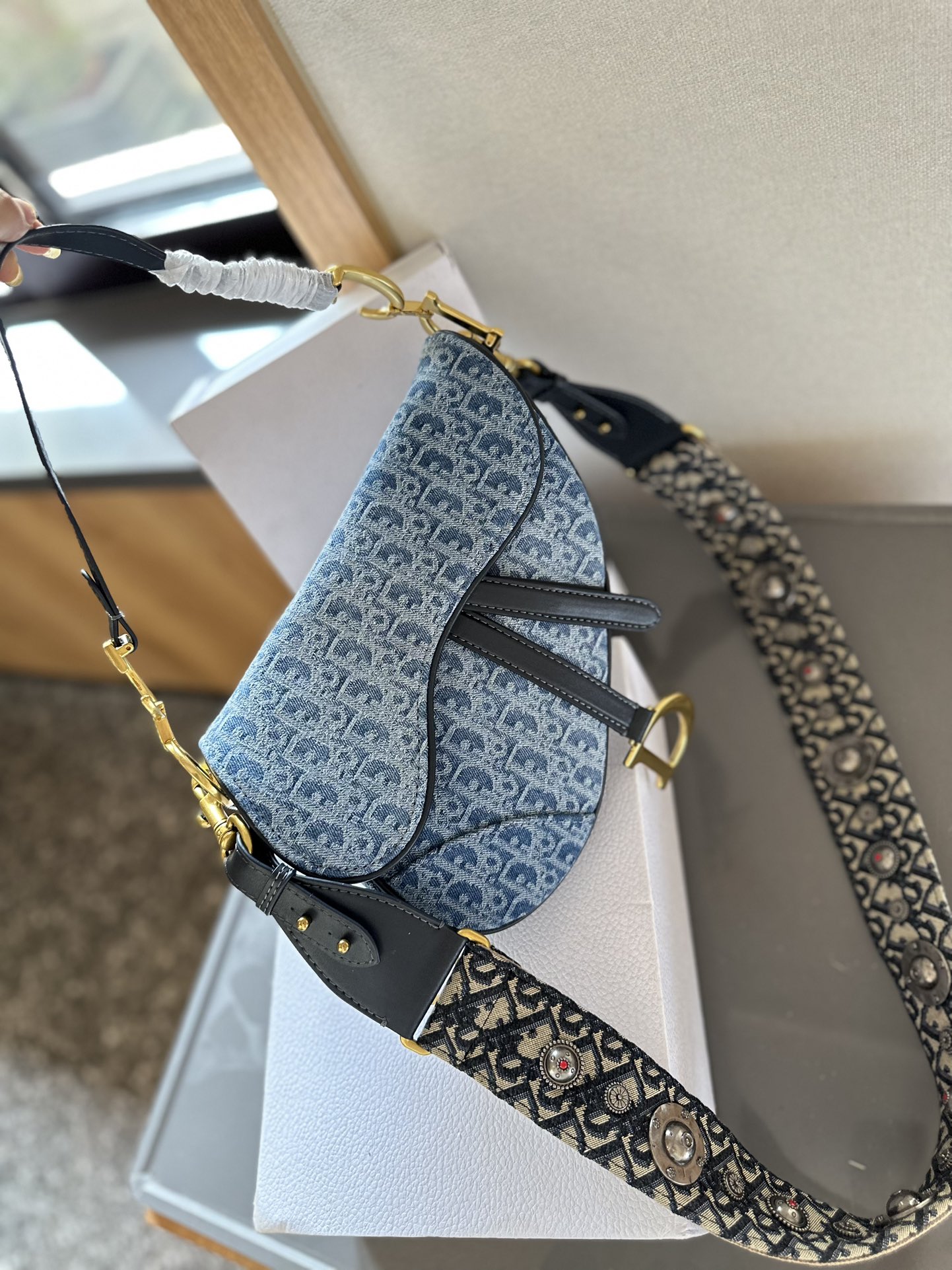 $28.99-DIOR-X5625 gallery