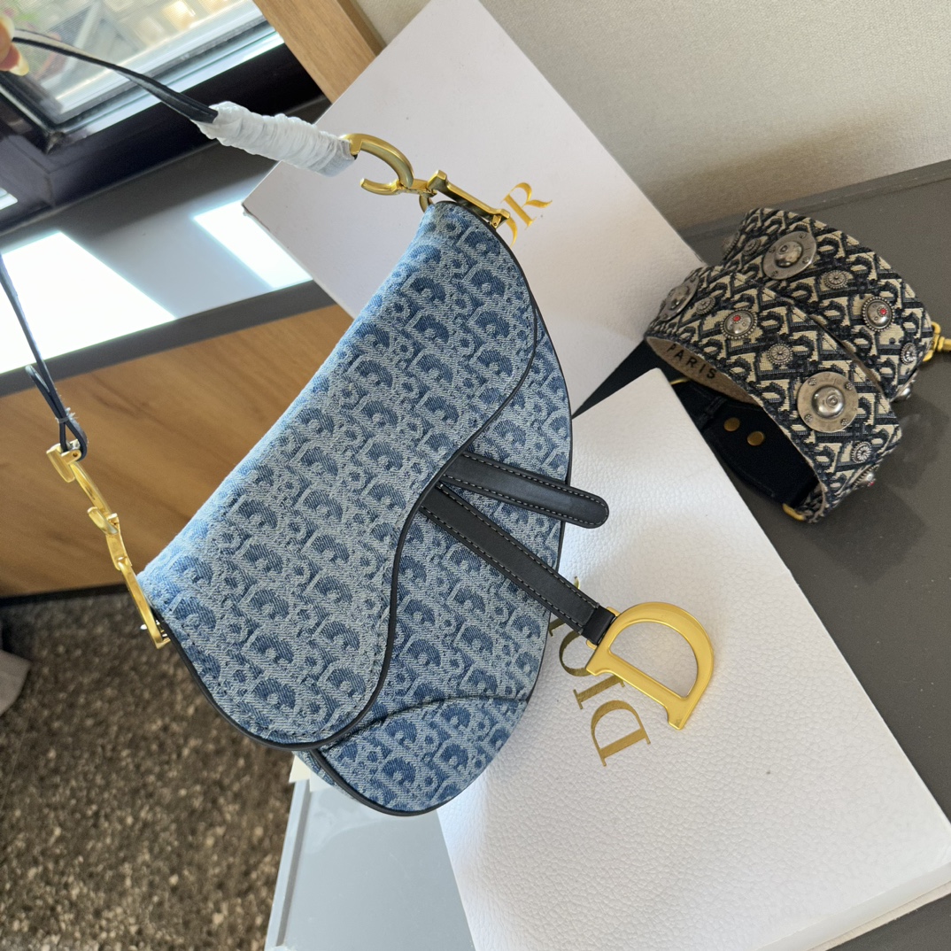 $28.99-DIOR-X5625 gallery