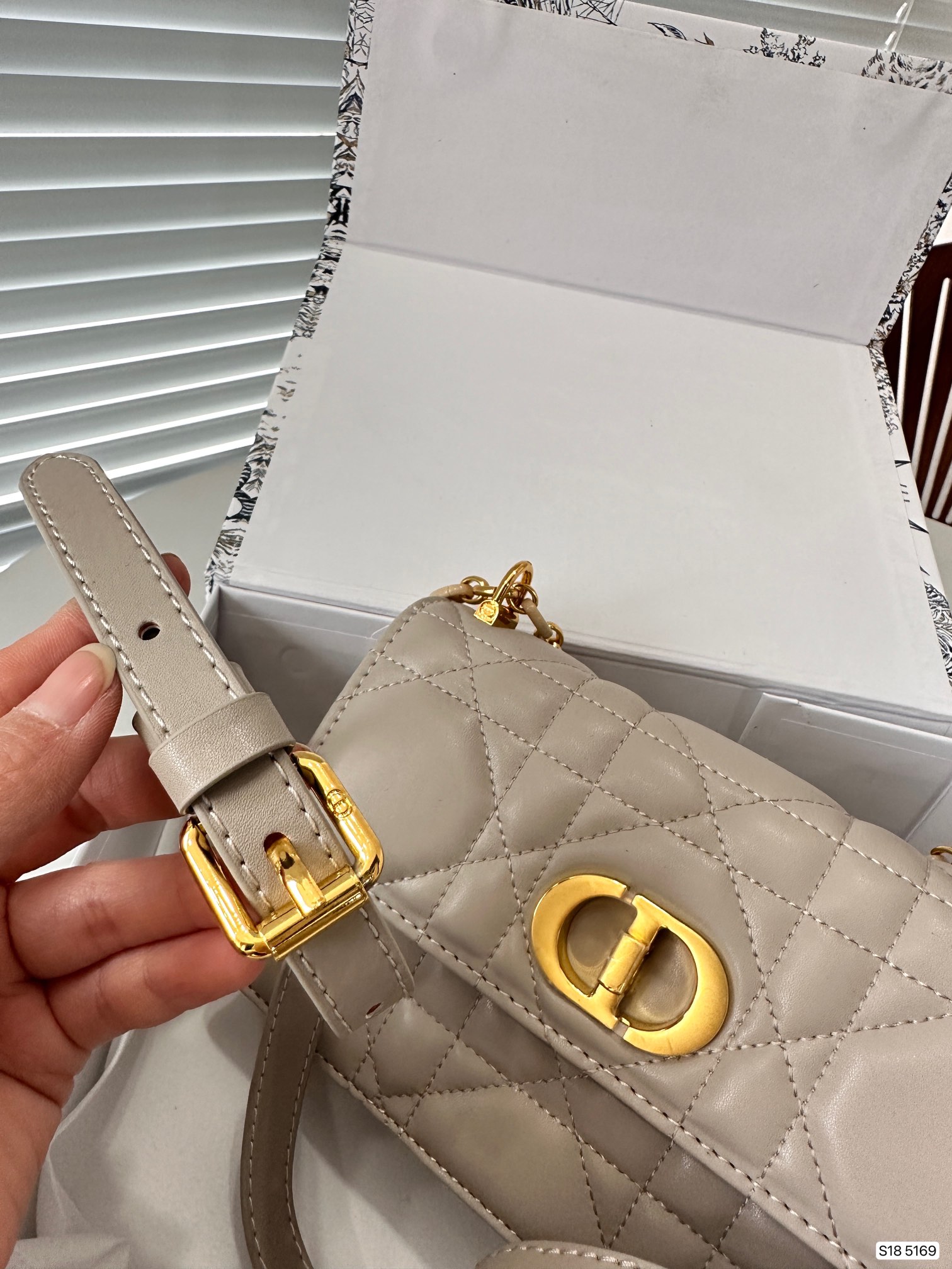 $28.99-DIOR-X57801 gallery