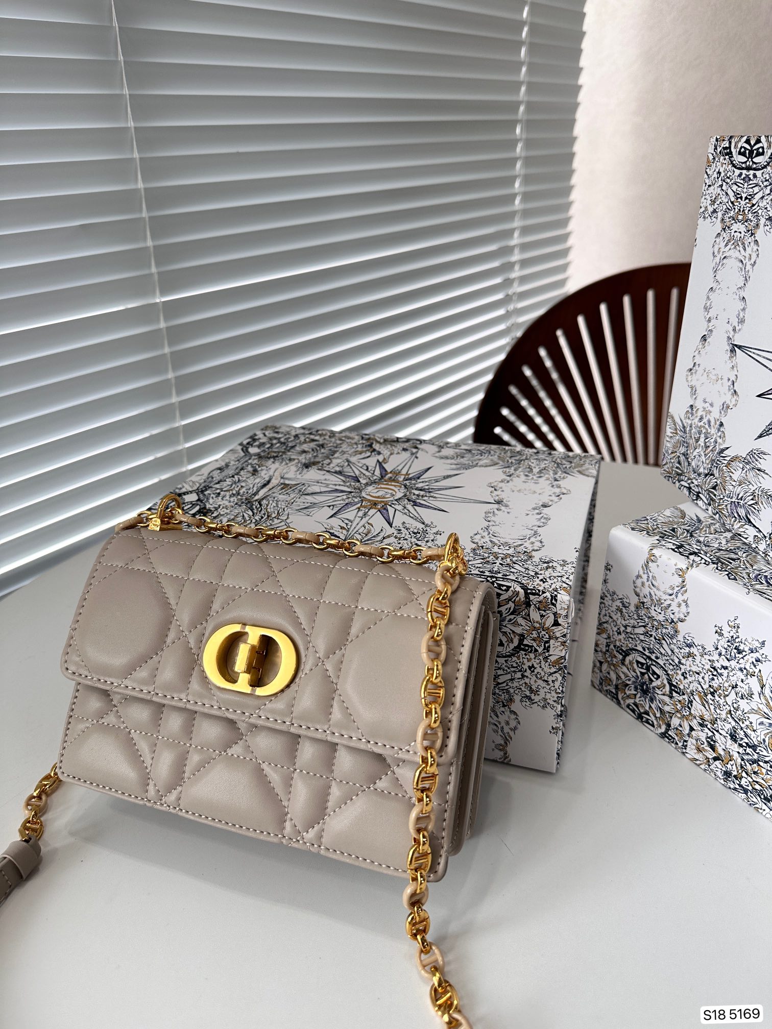 $28.99-DIOR-X57801 gallery