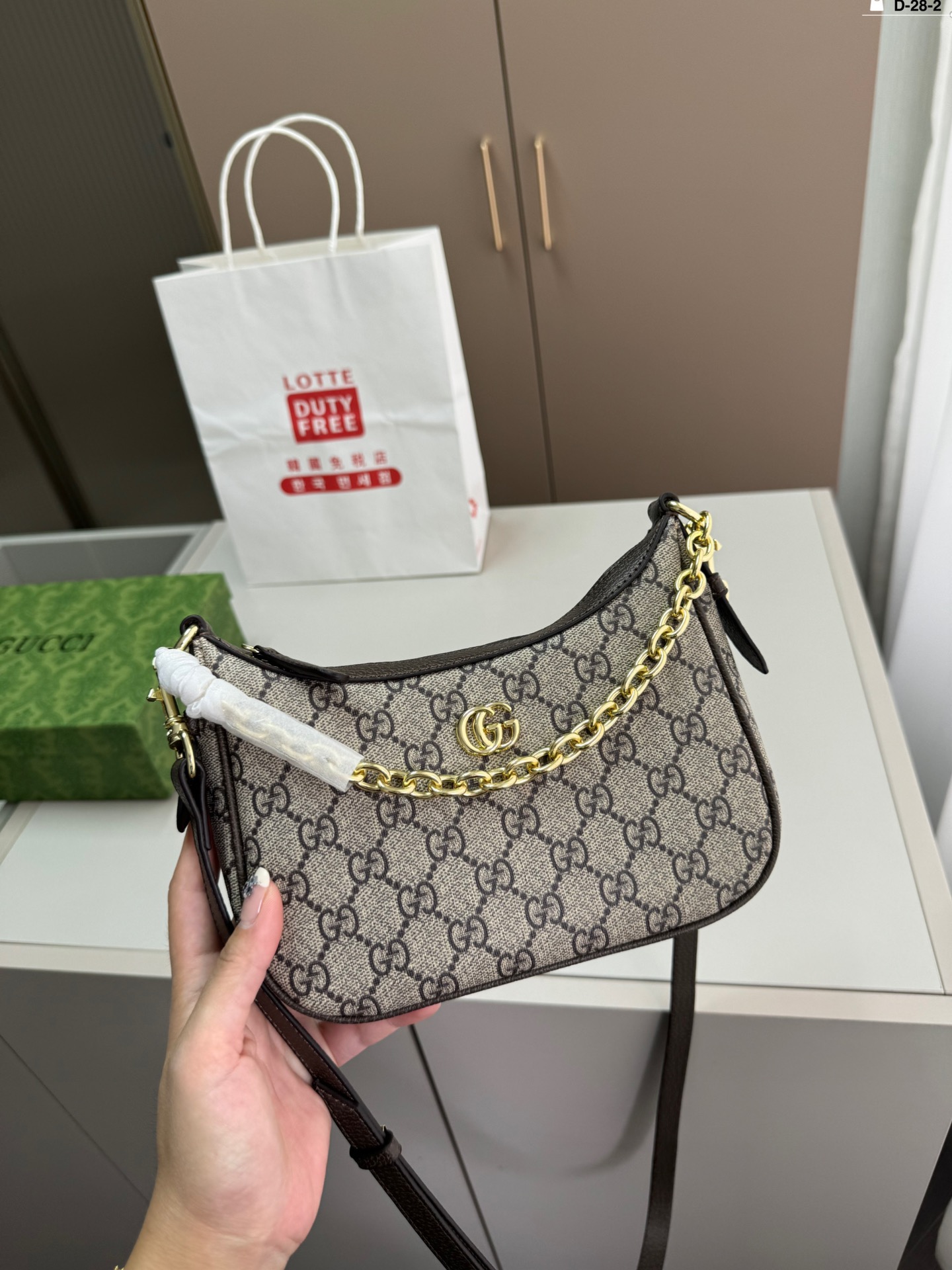 $28.99-Gucci--X5659 gallery