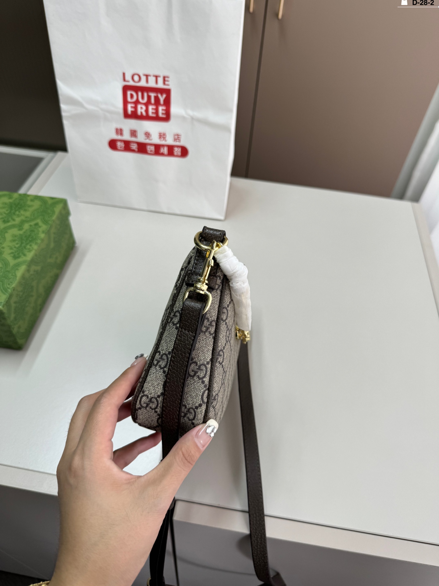 $28.99-Gucci--X5659 gallery