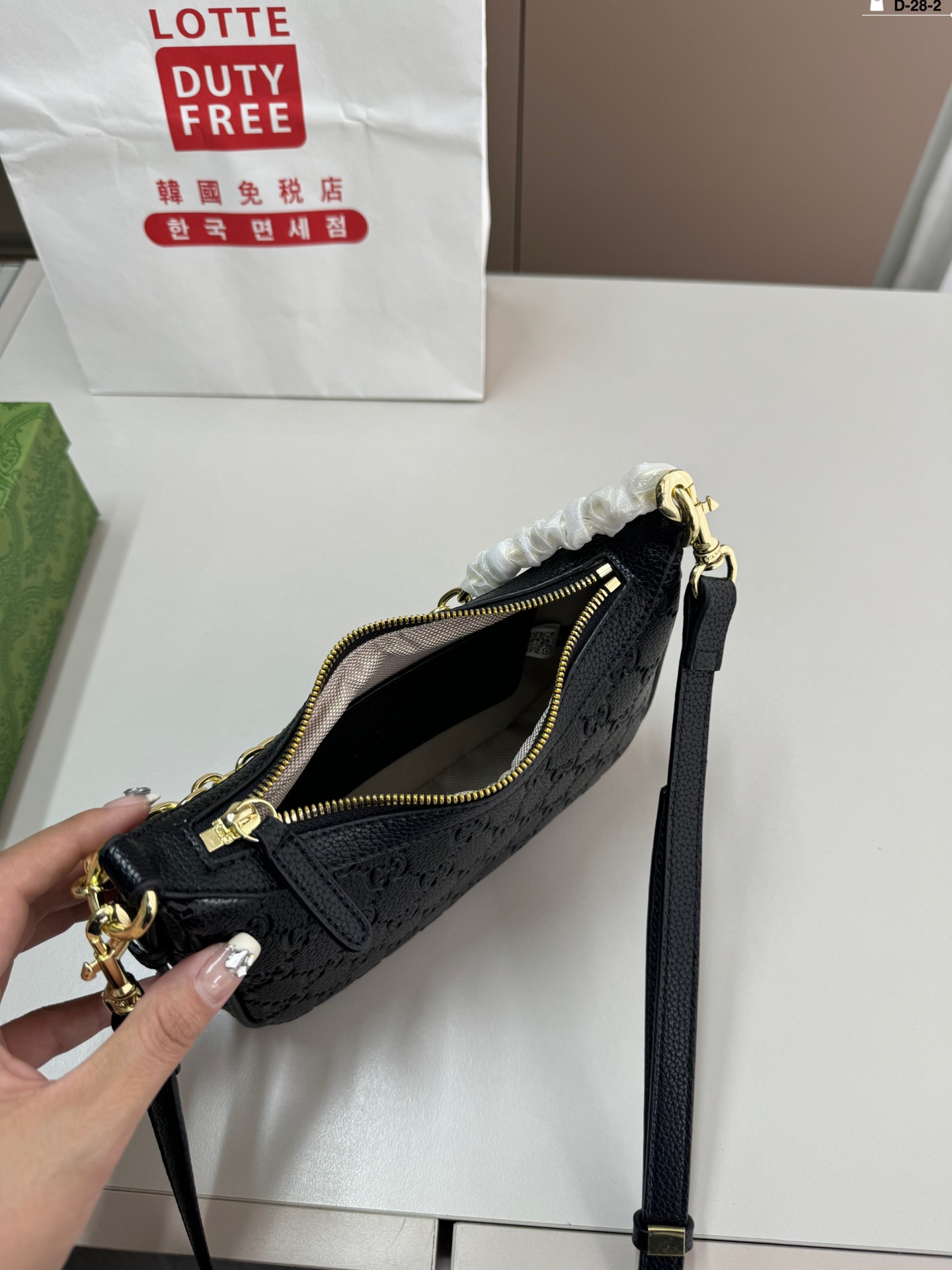 $28.99-Gucci--X5659 gallery