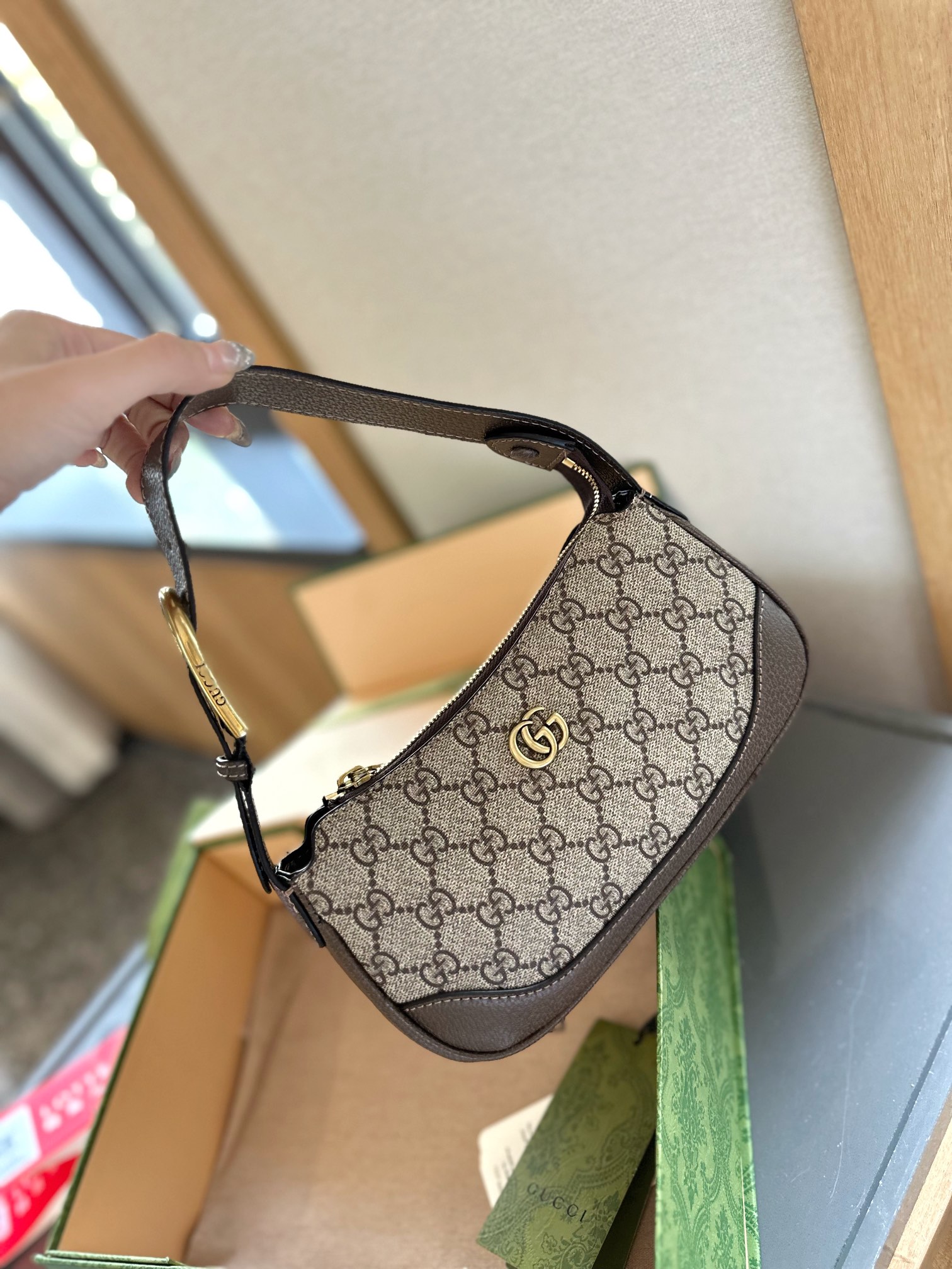 $28.99-Gucci--X5665 gallery