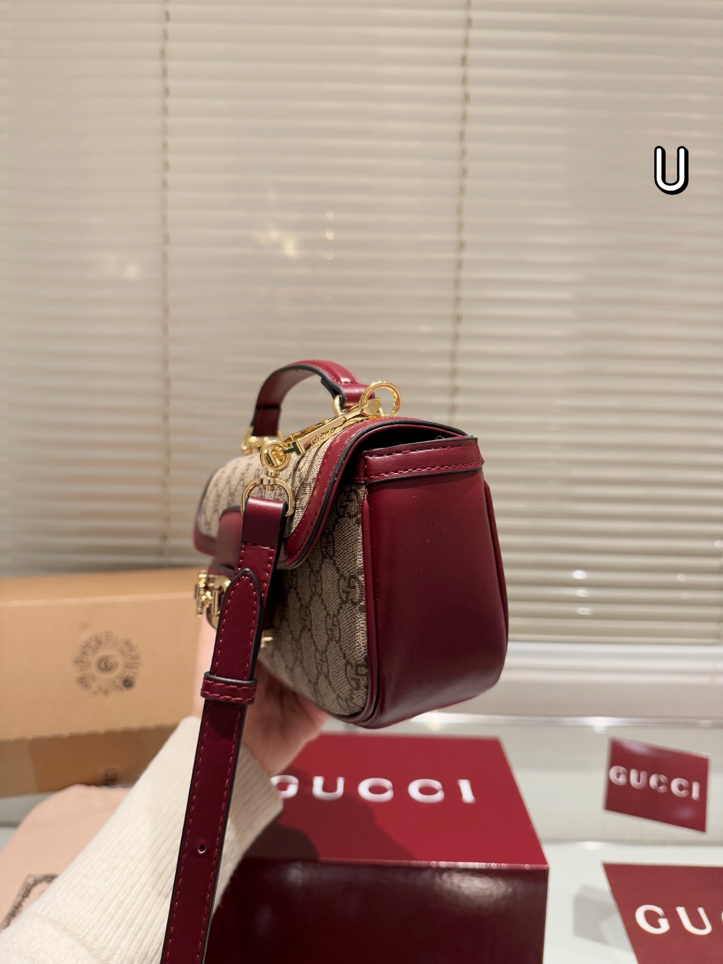 $28.99-Gucci--X5794 gallery
