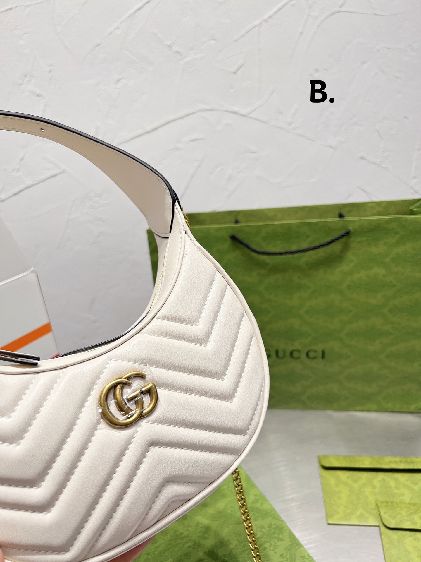 $28.99-Gucci-X5428 gallery
