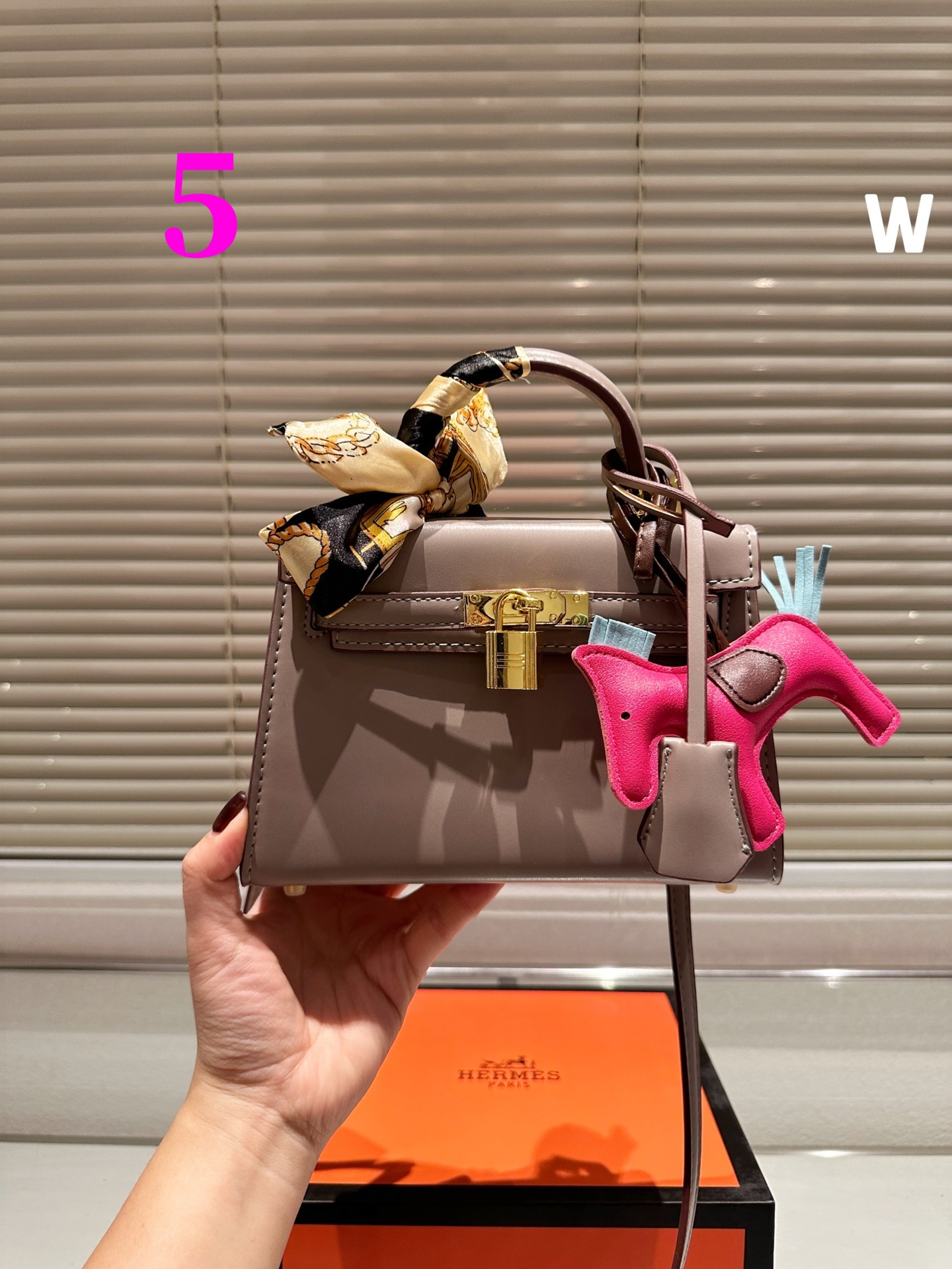 $28.99-Hermès-X5399 gallery