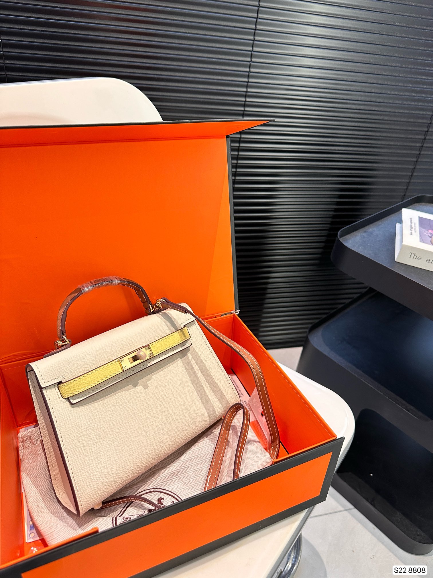 $28.99-Hermès-X5490 gallery
