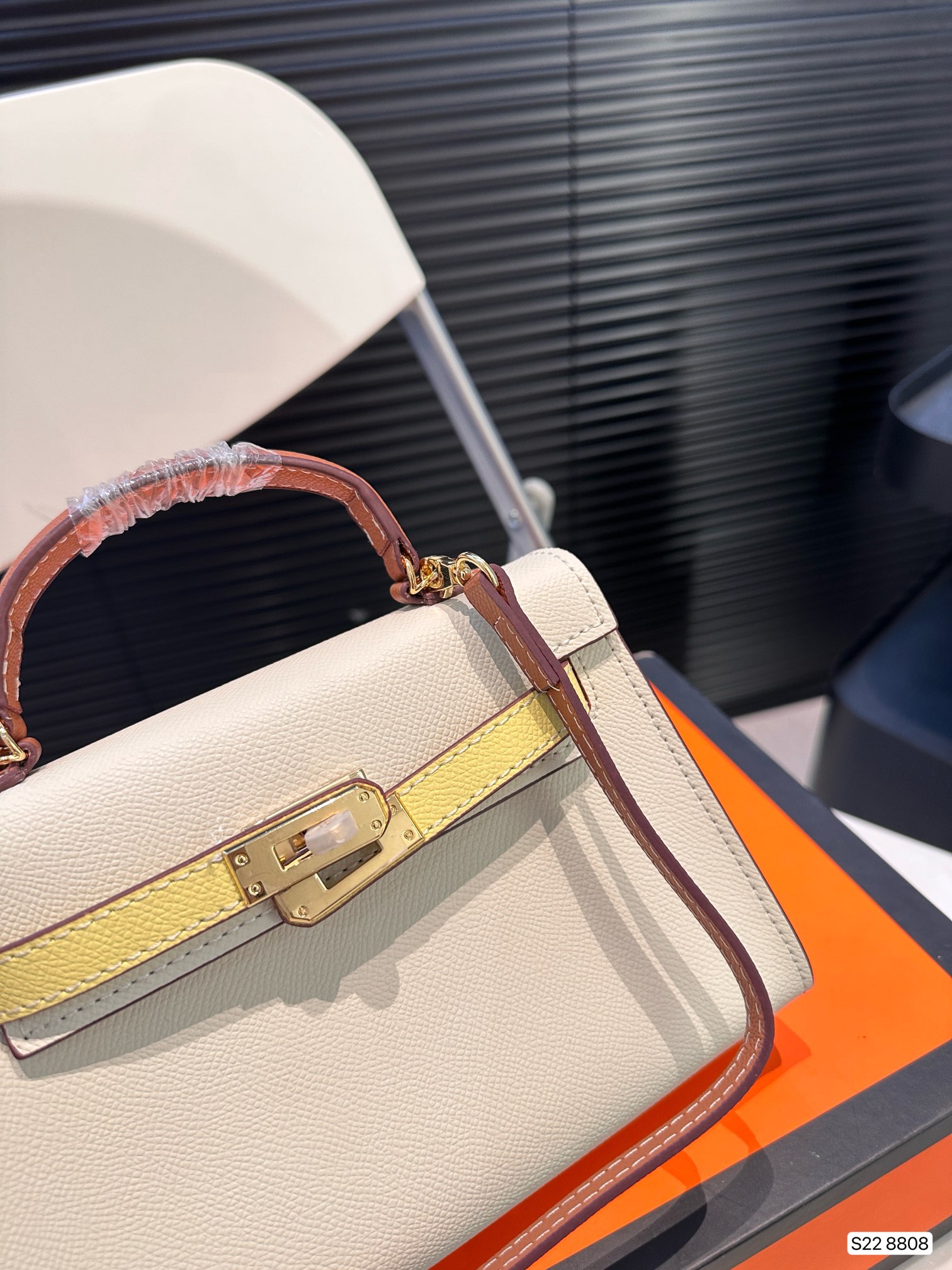 $28.99-Hermès-X5490 gallery