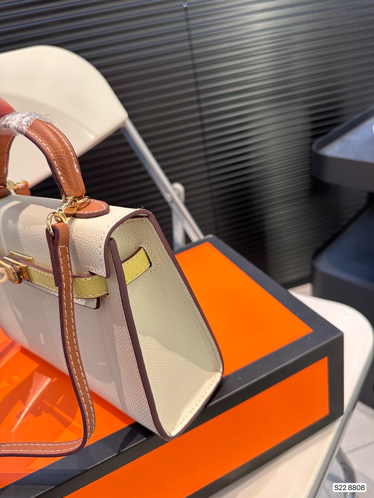 $28.99-Hermès-X5490 gallery