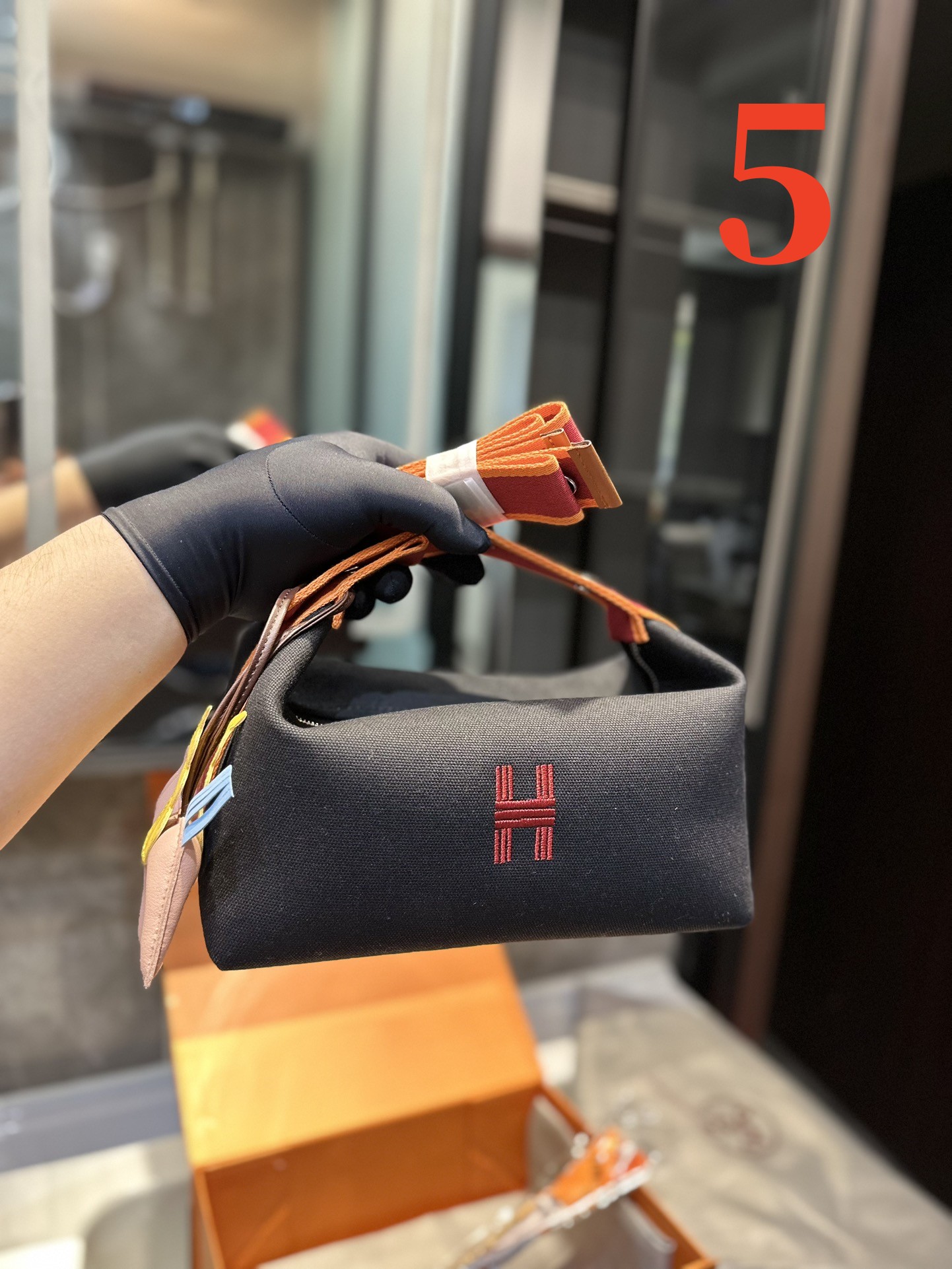 $28.99-Hermes-X5418 gallery