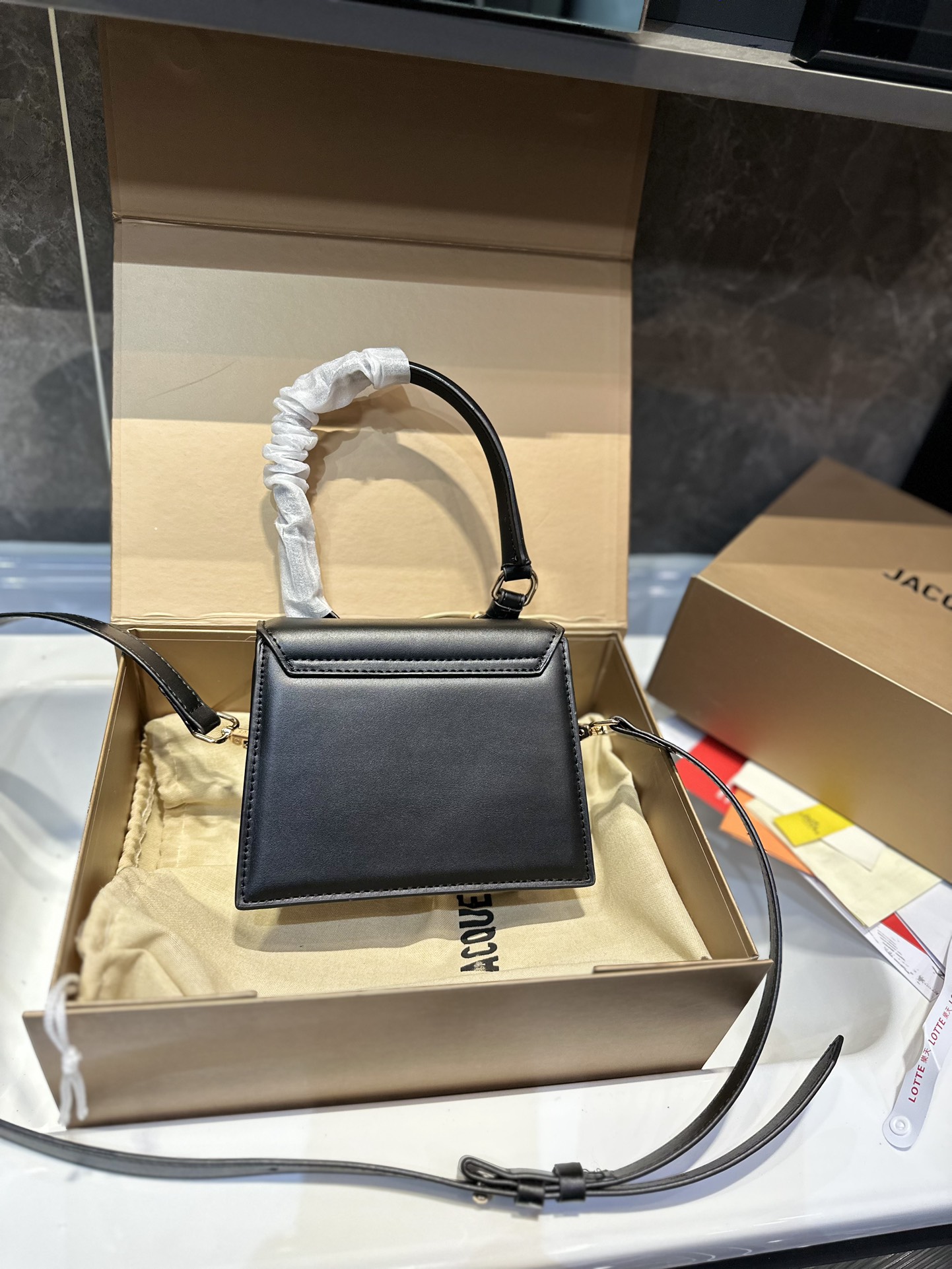 $28.99-JACQUEMUS-X5694 gallery