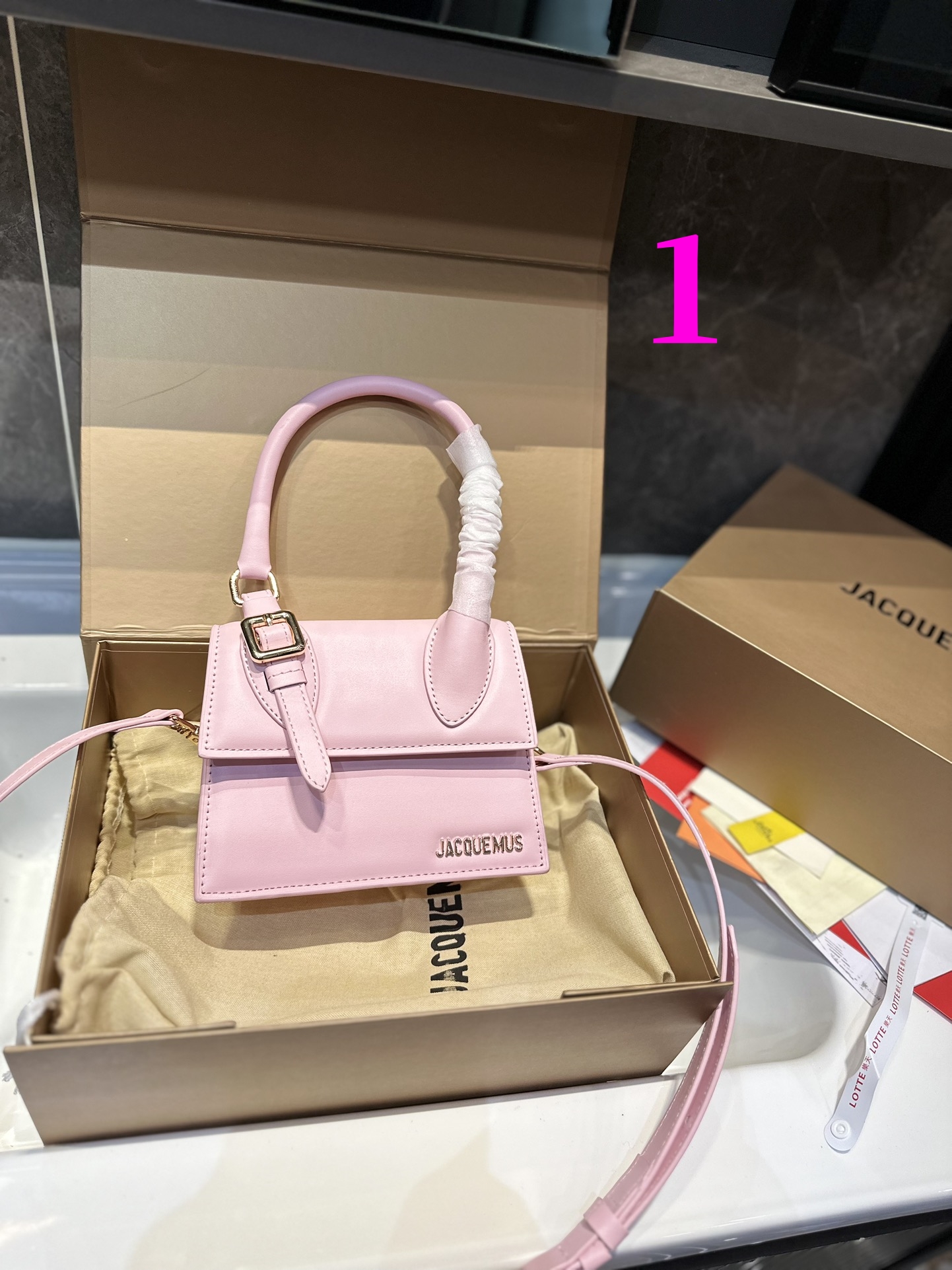 $28.99-JACQUEMUS-X5694 gallery