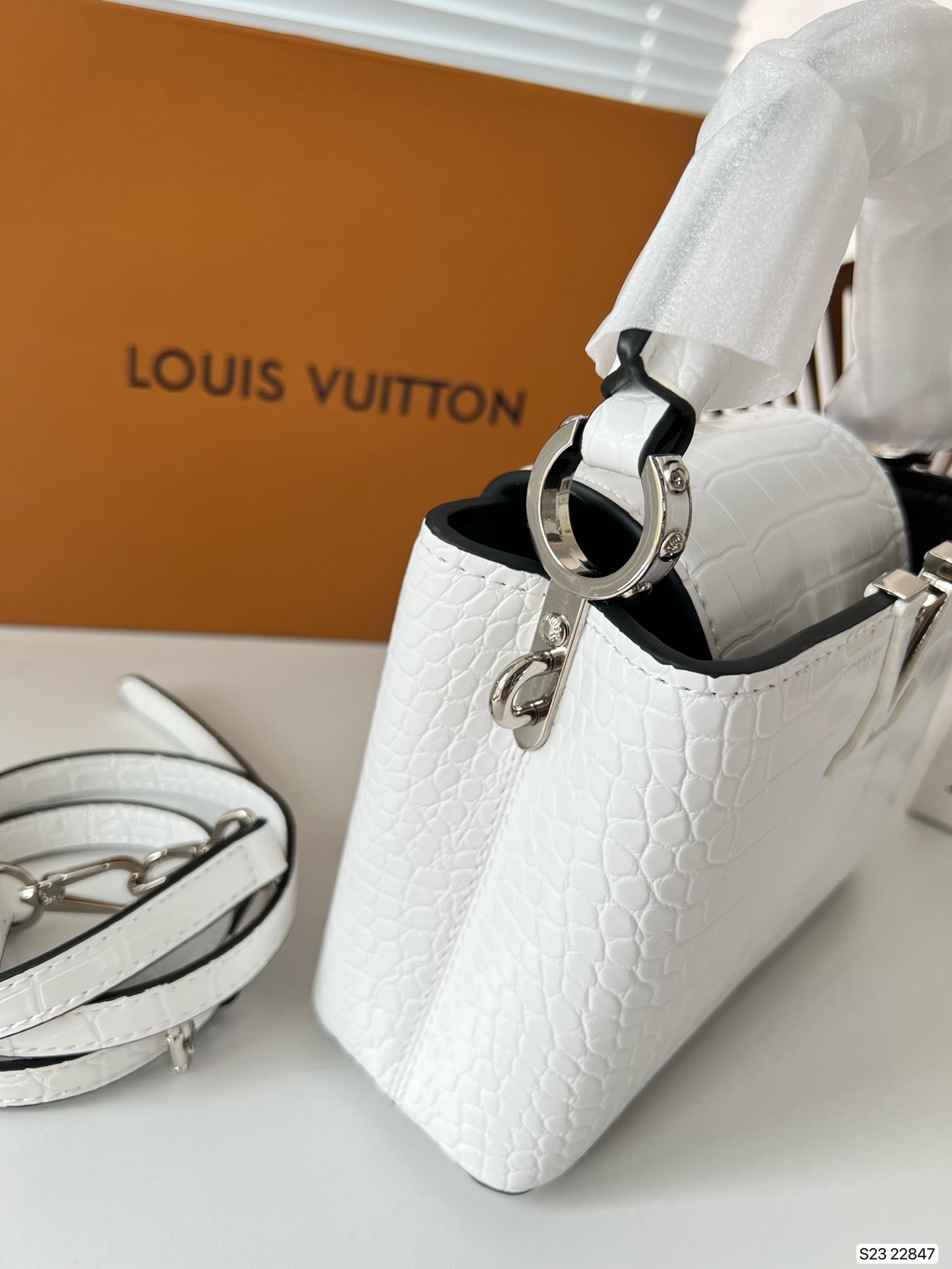 $28.99-LV-X5682 gallery