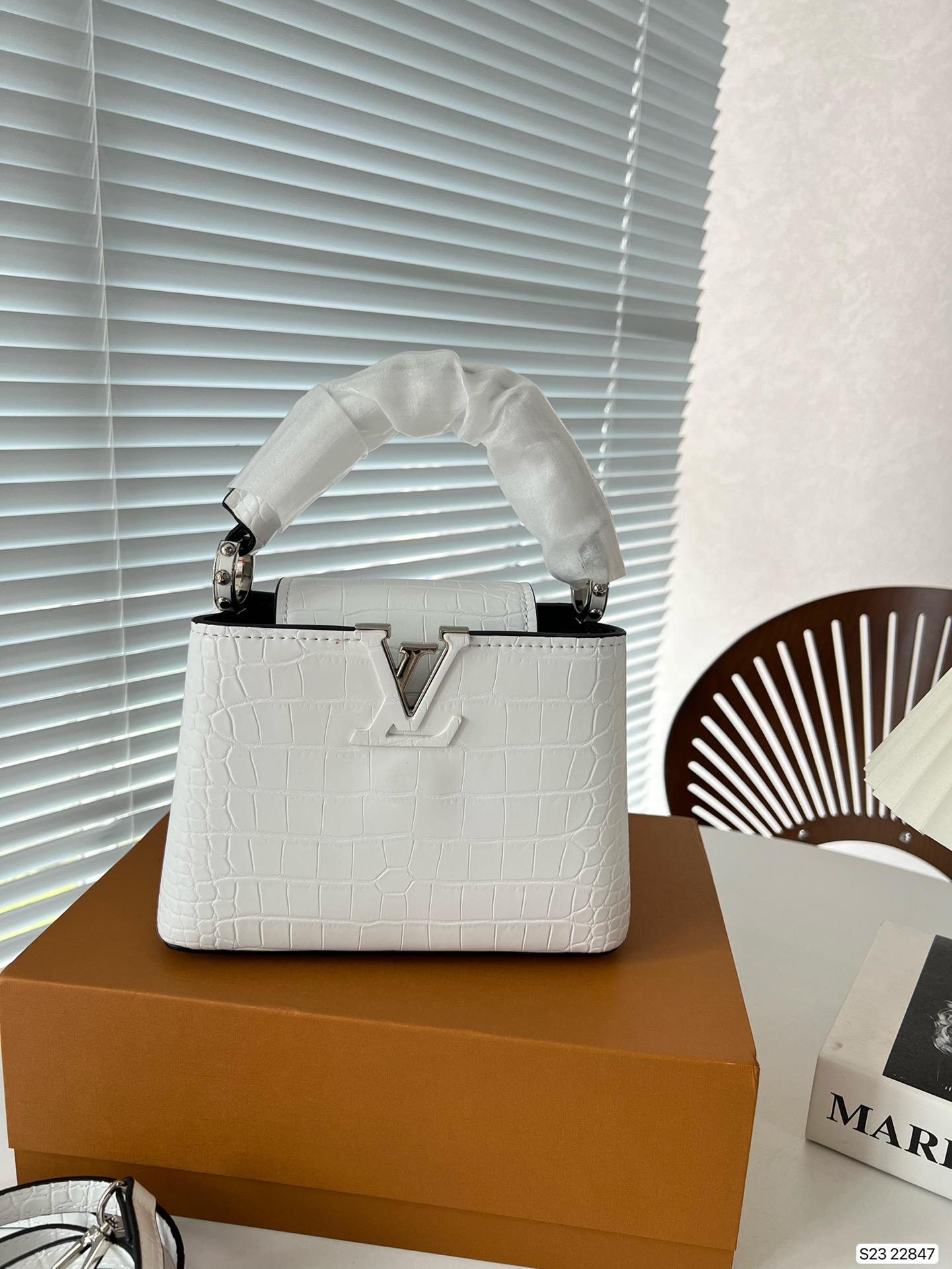 $28.99-LV-X5682 gallery