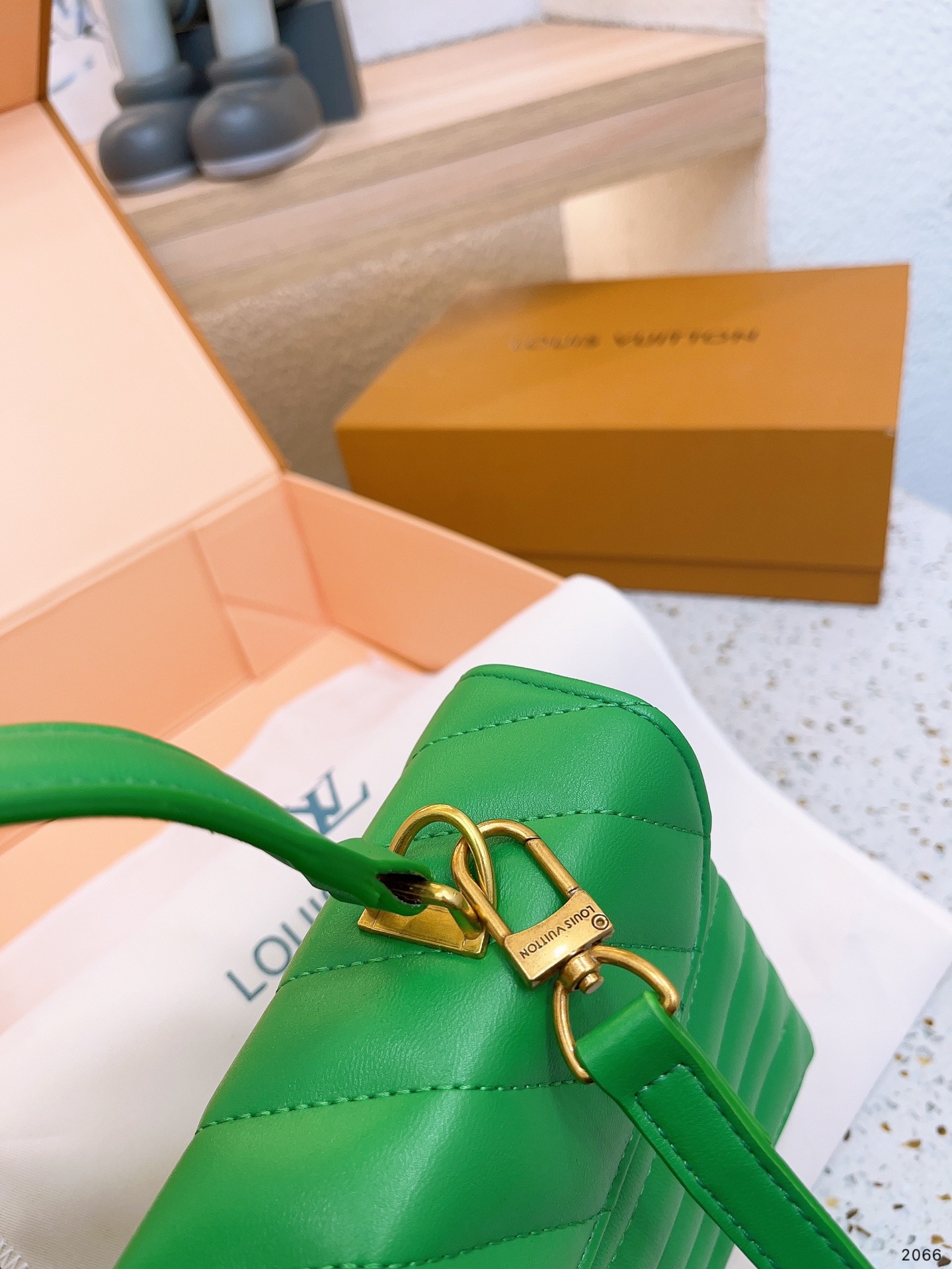 $28.99-LV-X5718 gallery