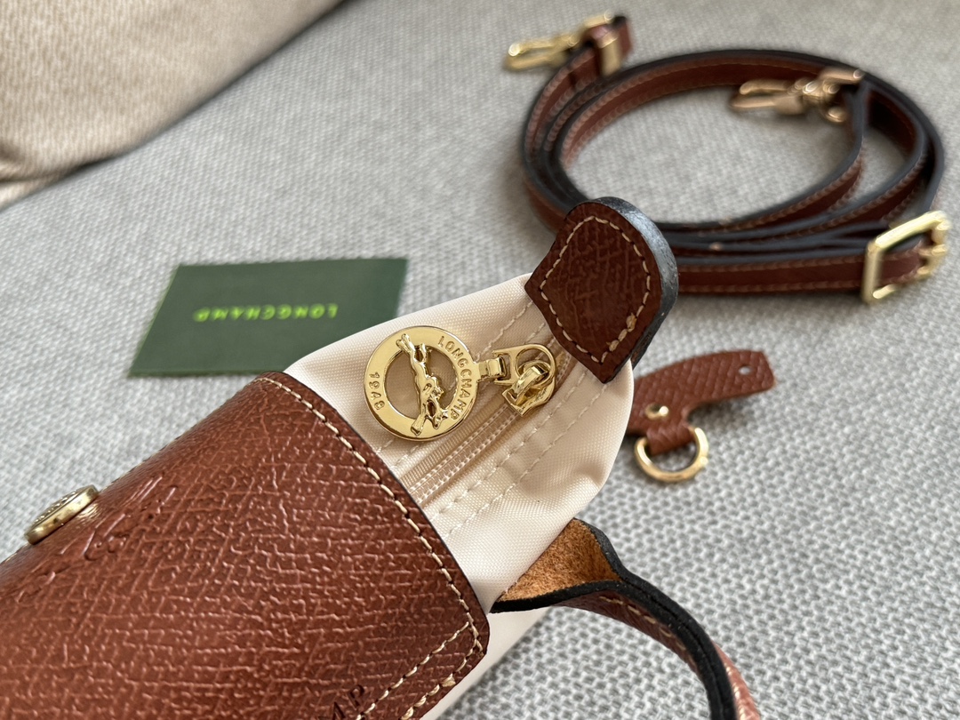 $28.99-Longchamp-X5463 gallery