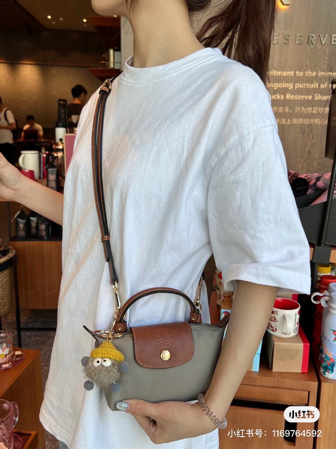 $28.99-Longchamp-X5463 gallery