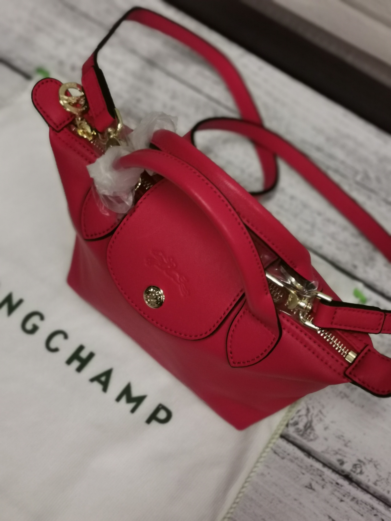 $28.99-Longchamp-X5515 gallery