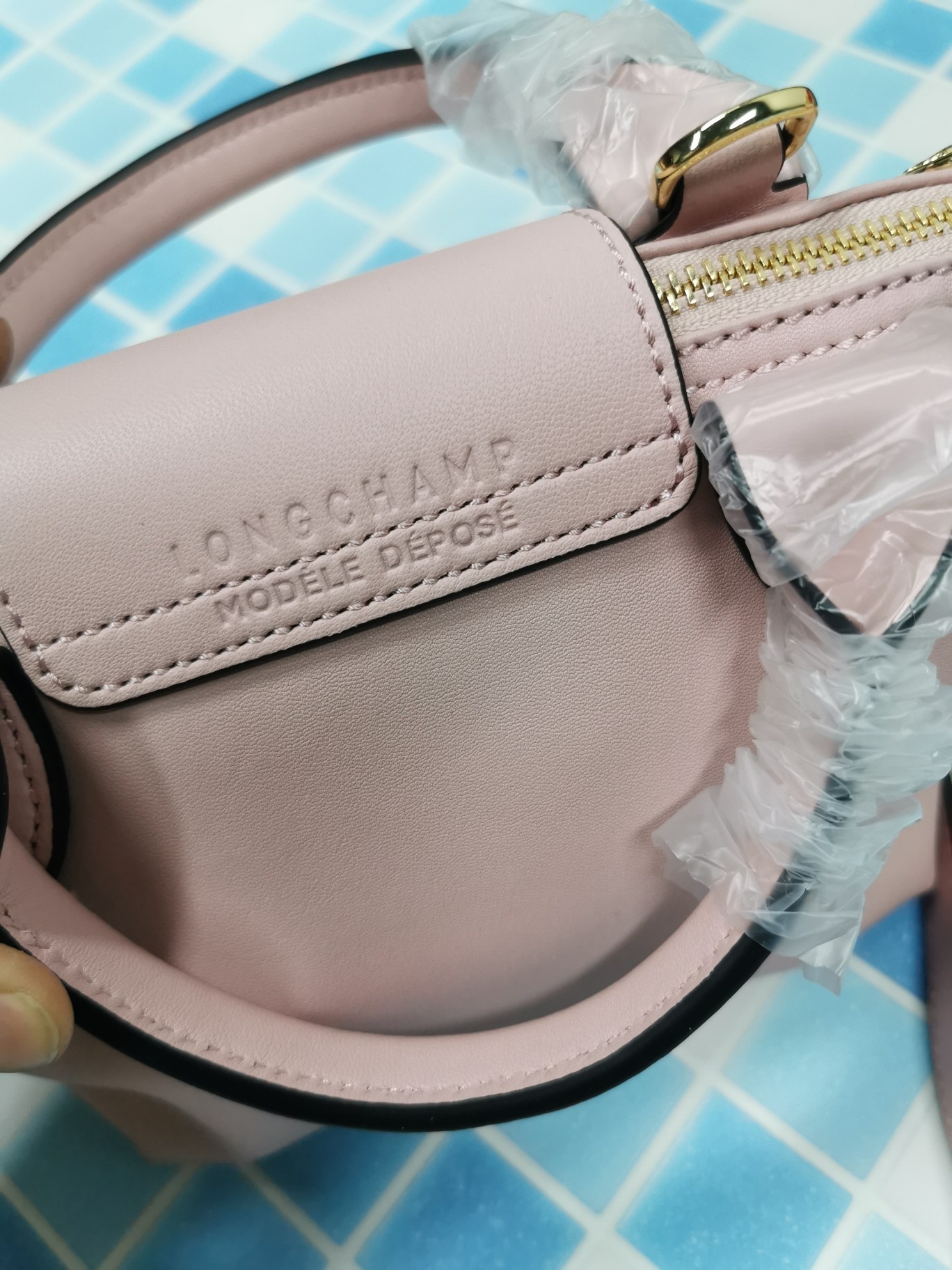 $28.99-Longchamp-X5515 gallery
