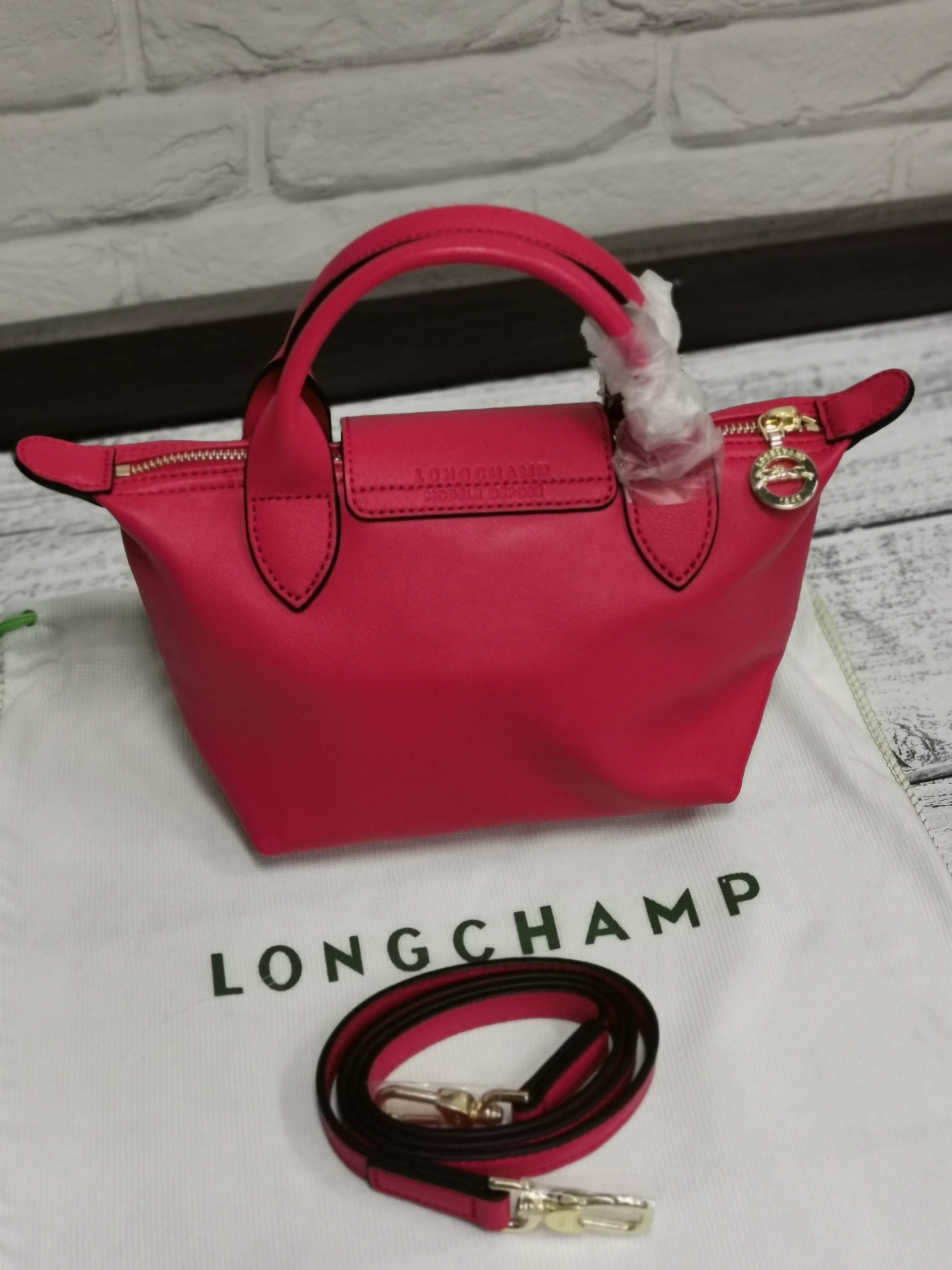 $28.99-Longchamp-X5515 gallery