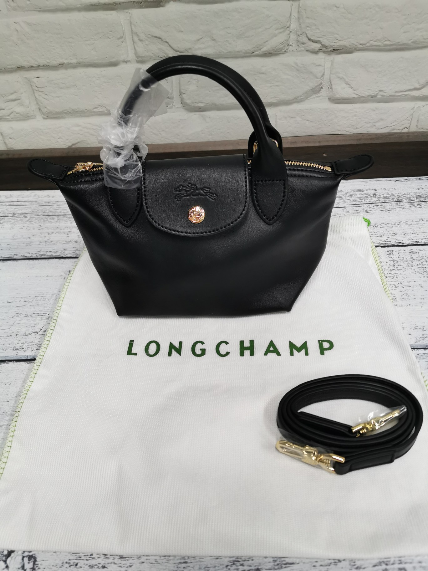 $28.99-Longchamp-X5515 gallery
