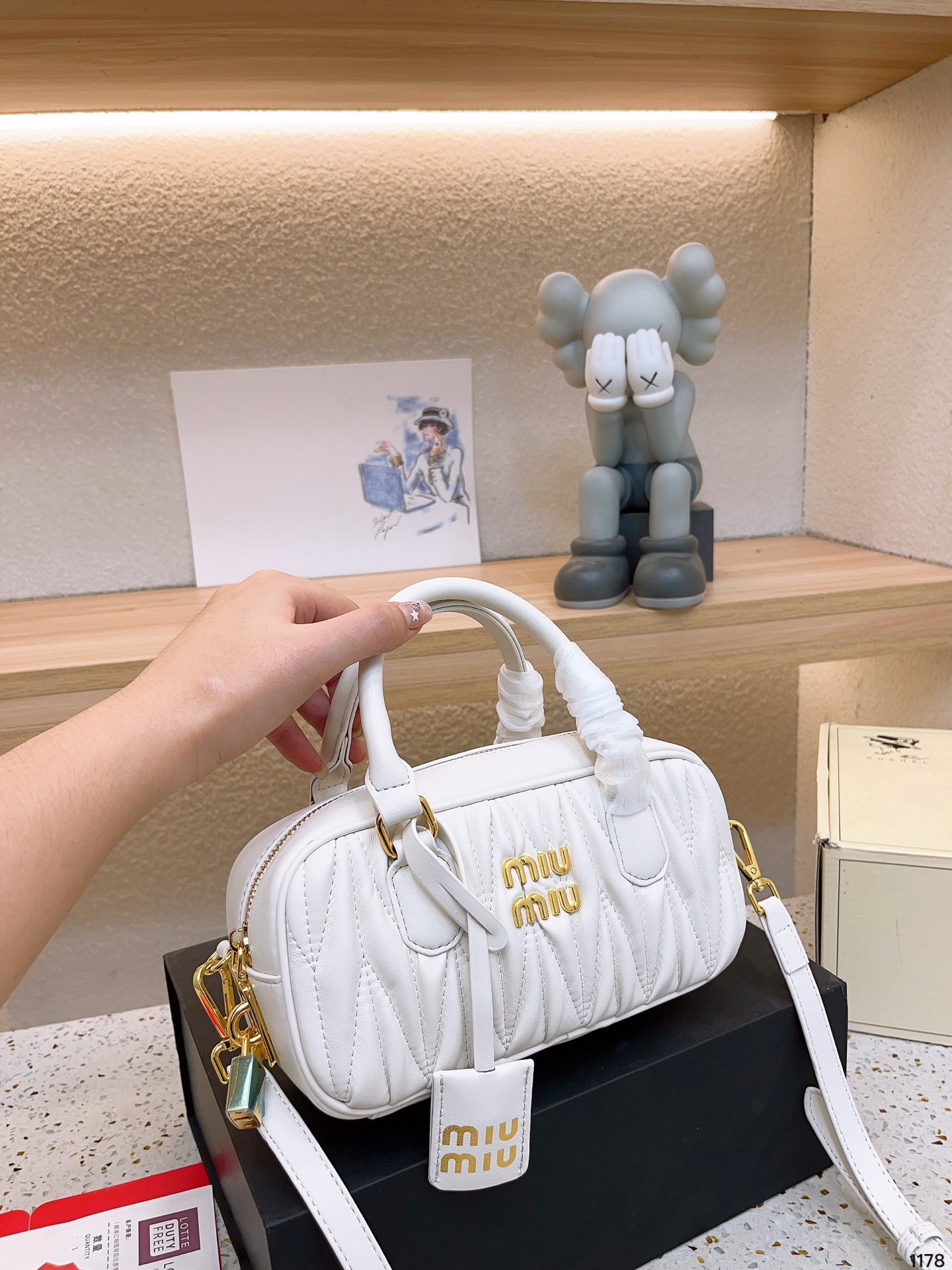 $28.99-MIUMIU-X5590 gallery