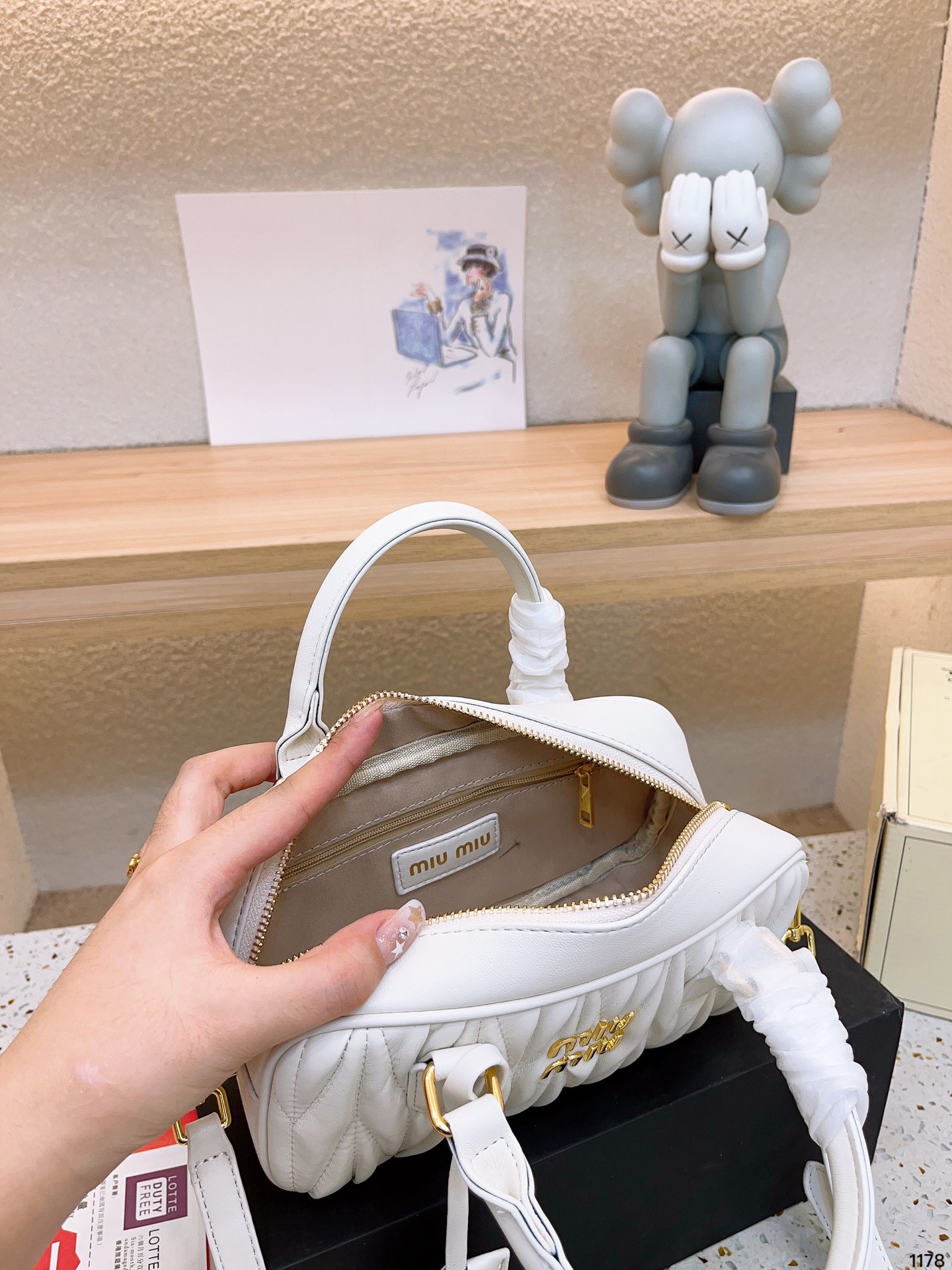 $28.99-MIUMIU-X5590 gallery