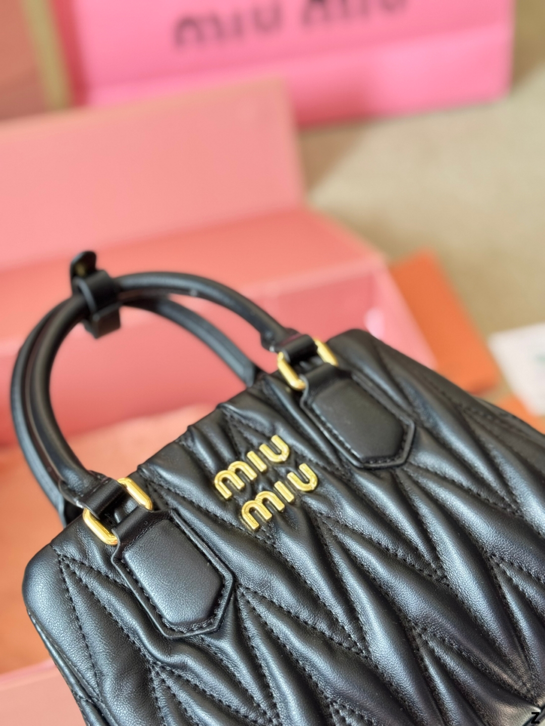 $28.99-MIUMIU-X5799 gallery