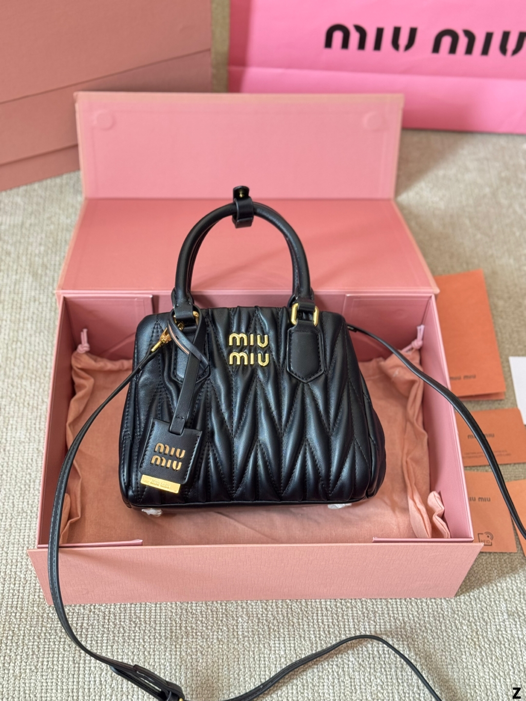 $28.99-MIUMIU-X5799 gallery