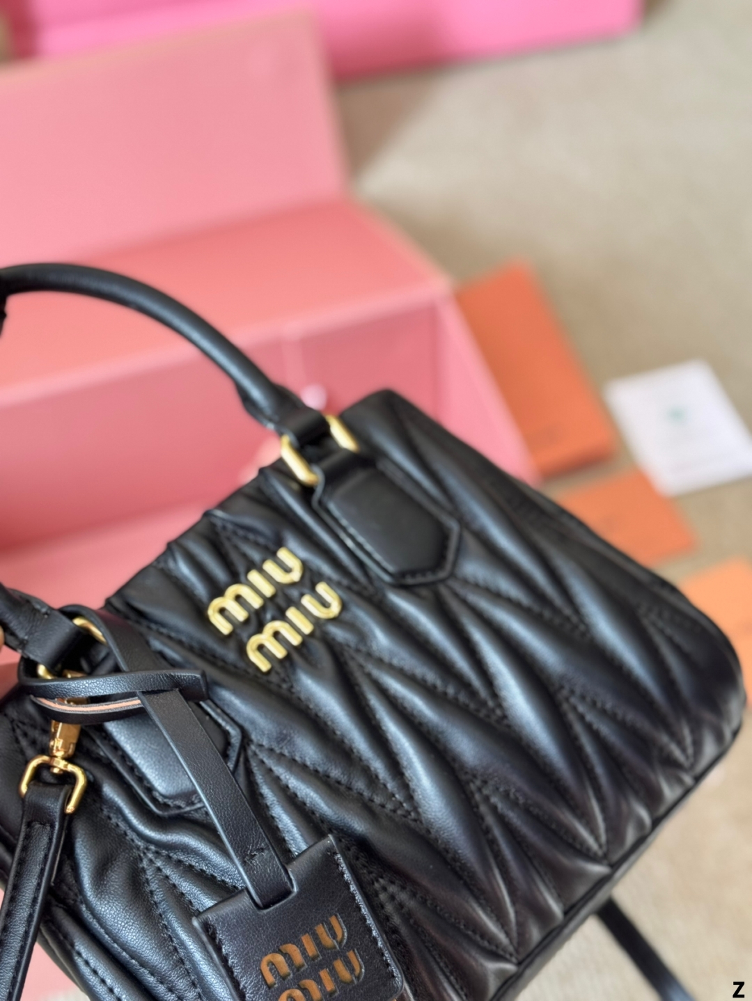 $28.99-MIUMIU-X5799 gallery