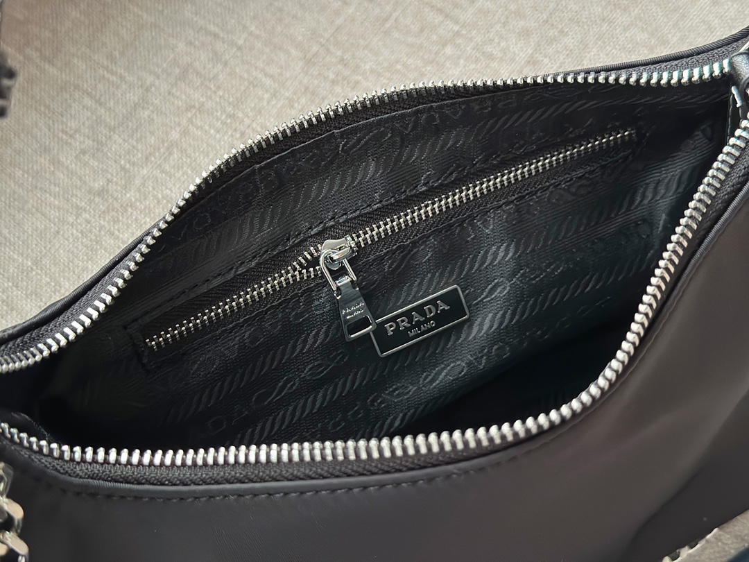 $28.99-Prada-X5498 gallery