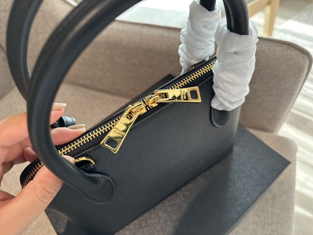 $28.99-Prada-X5662 gallery
