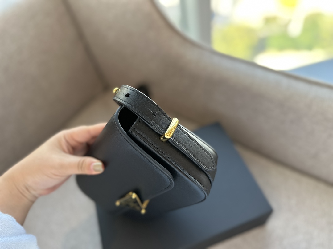 $28.99-Prada-X5706 gallery