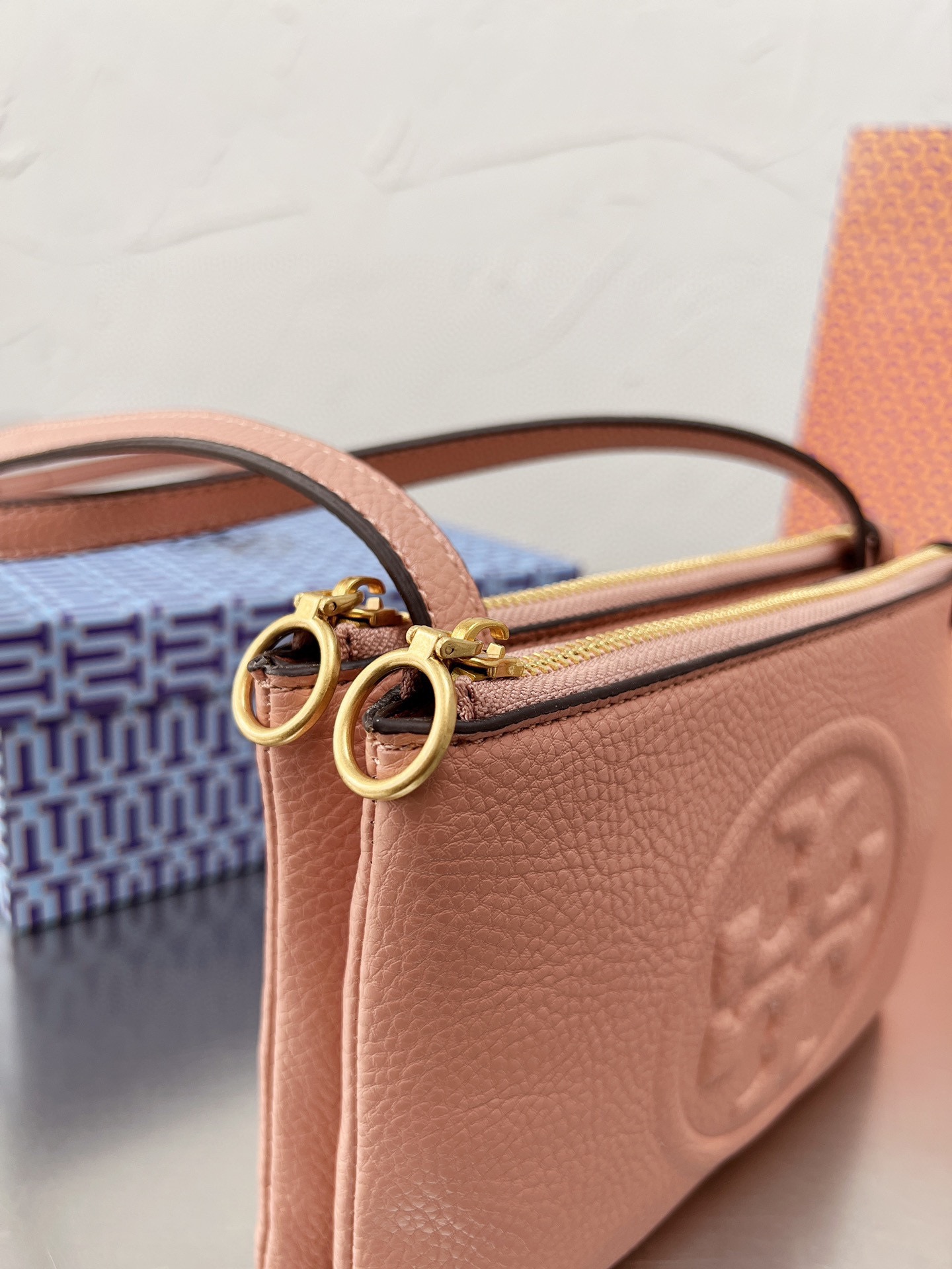 $28.99-Tory Burch -X5726 gallery